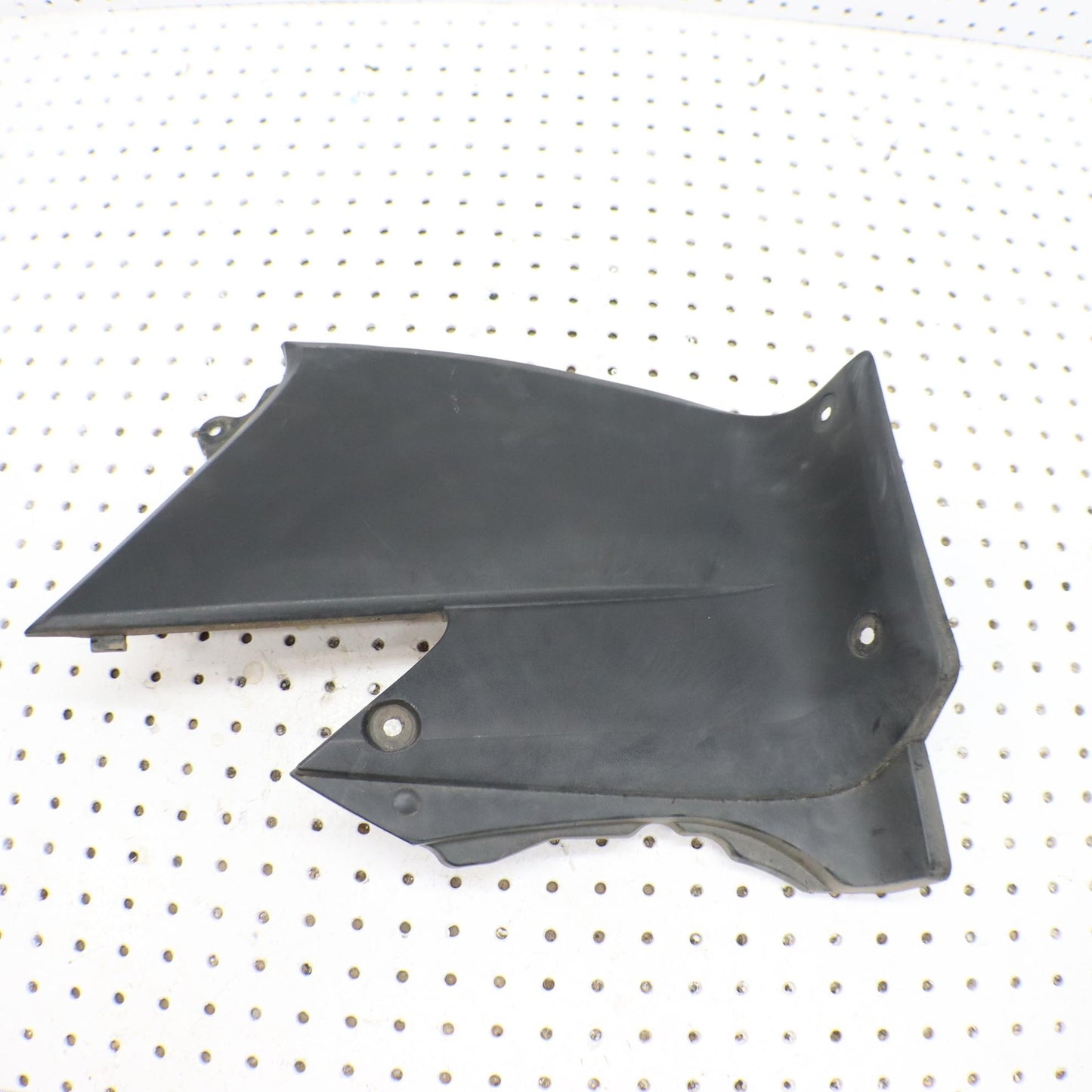 2016 SUZUKI KING QUAD 500 SIDE PANEL COVER RIGHT 53112-31G03