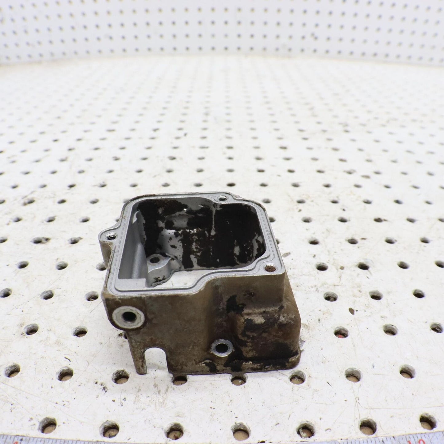 1998 POLARIS XPLORER 400L OIL PUMP HOUSING 3085520