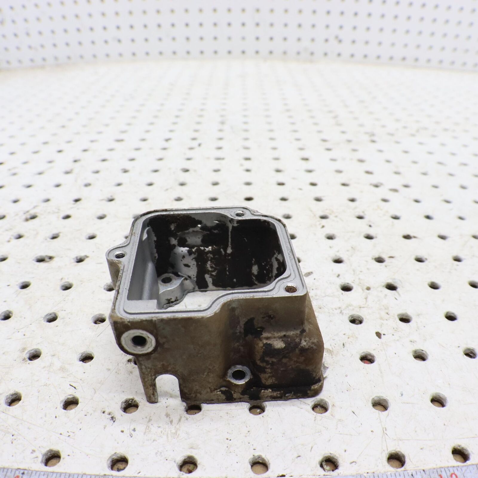 1998 POLARIS XPLORER 400L OIL PUMP HOUSING  3085520