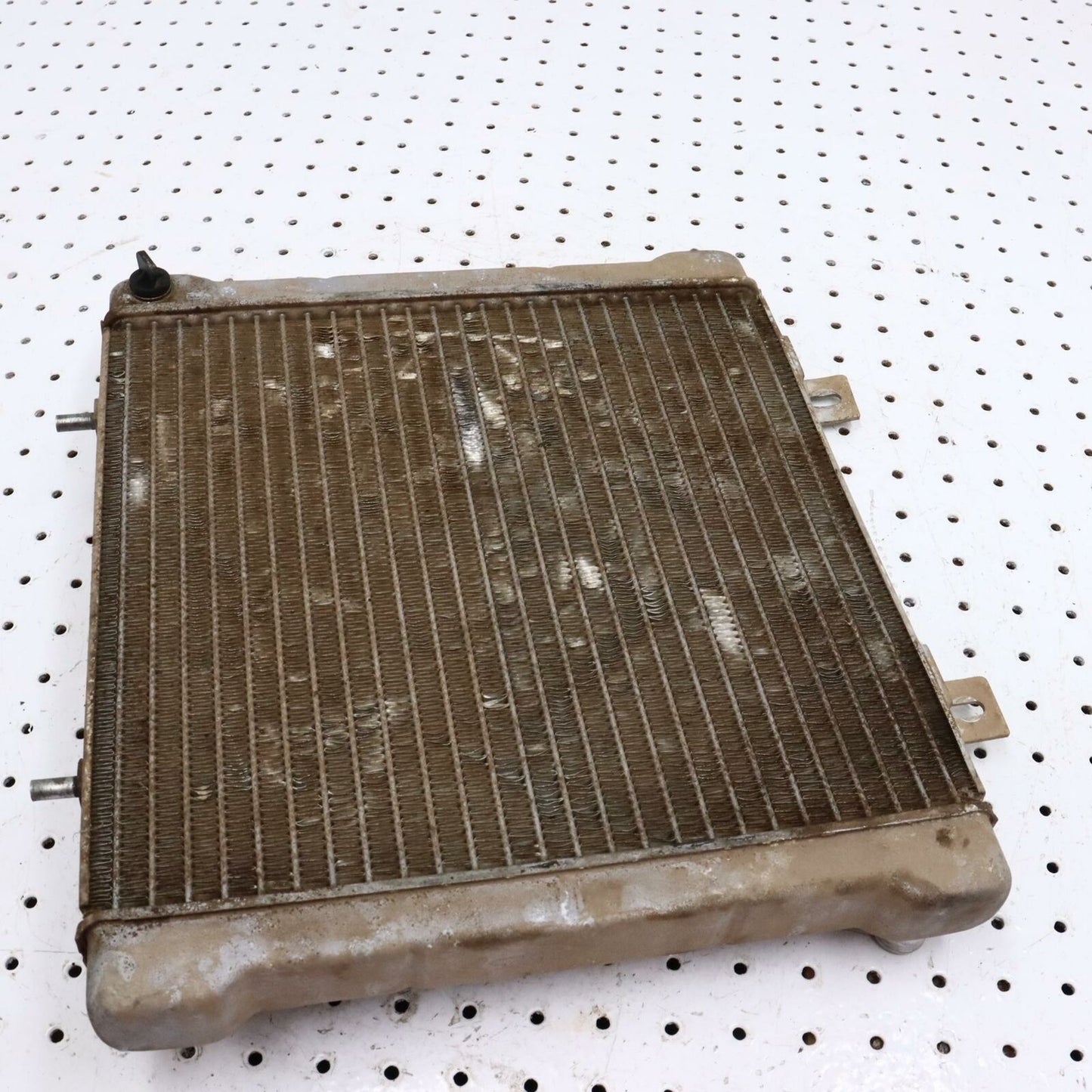 2002 POLARIS SPORTSMAN 500 ENGINE RADIATOR MOTOR COOLER COOLING RADIATER 1240045