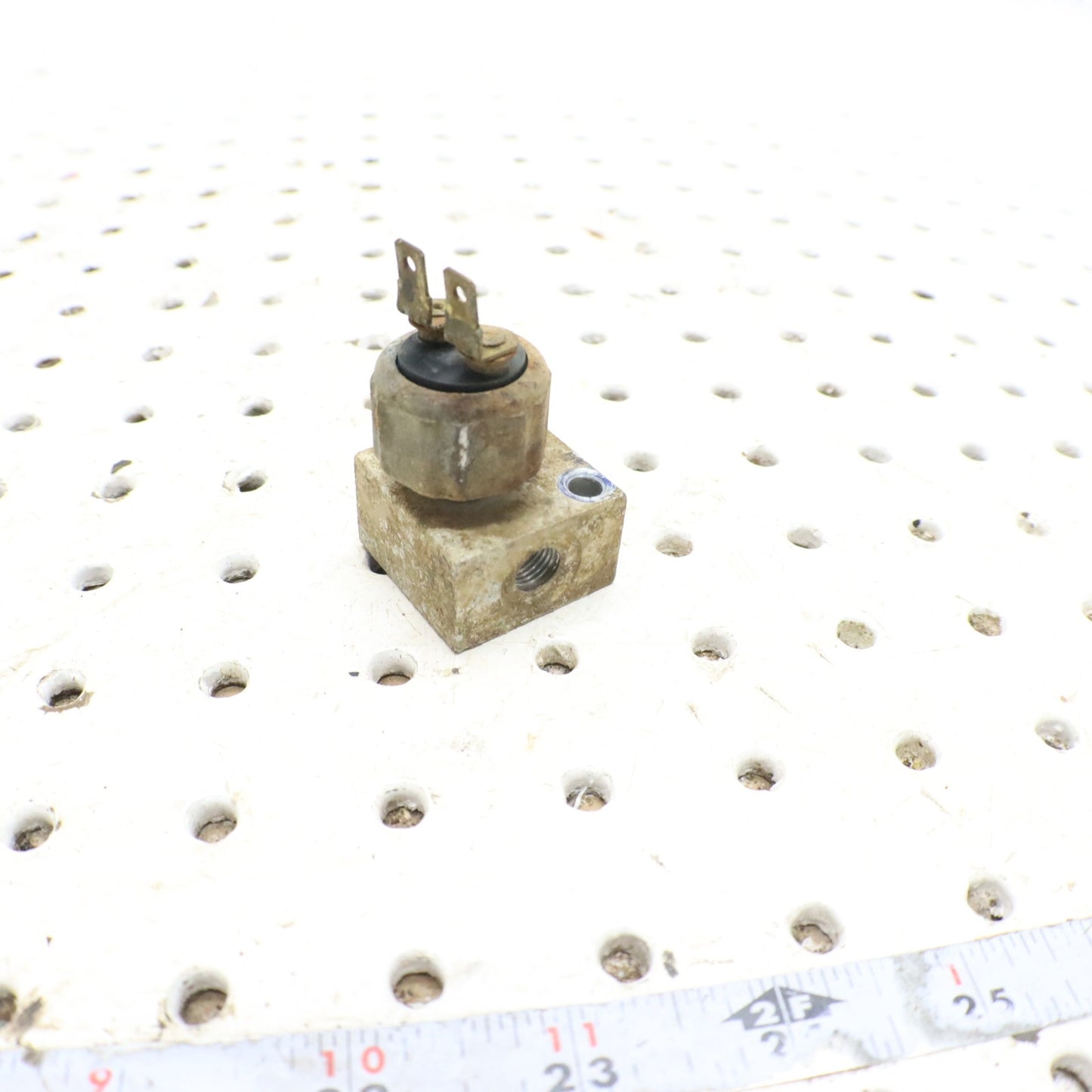 2009 Polaris Rzr 800 Brake T Fitting Junction Block 7052316 ; 4110164; 2890637
