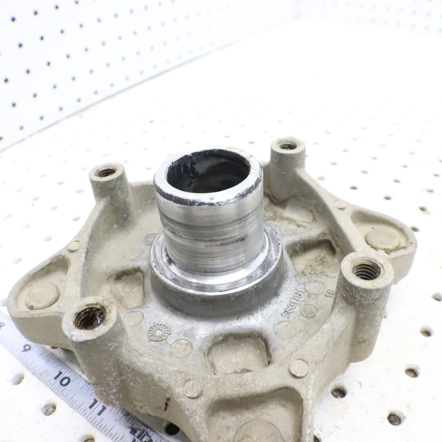 2008 Polaris Sportsman 800 Wheel Hub 5135113; 5143629 REAR