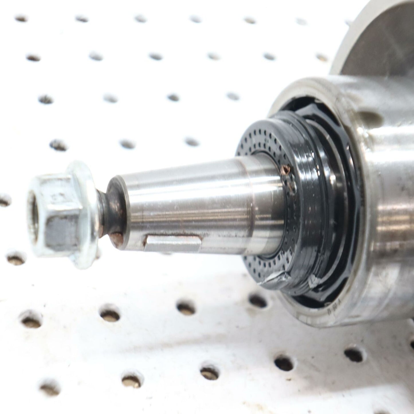 2006 POLARIS RMK 700 ENGINE MOTOR CRANKSHAFT CRANK SHAFT 2203617 core