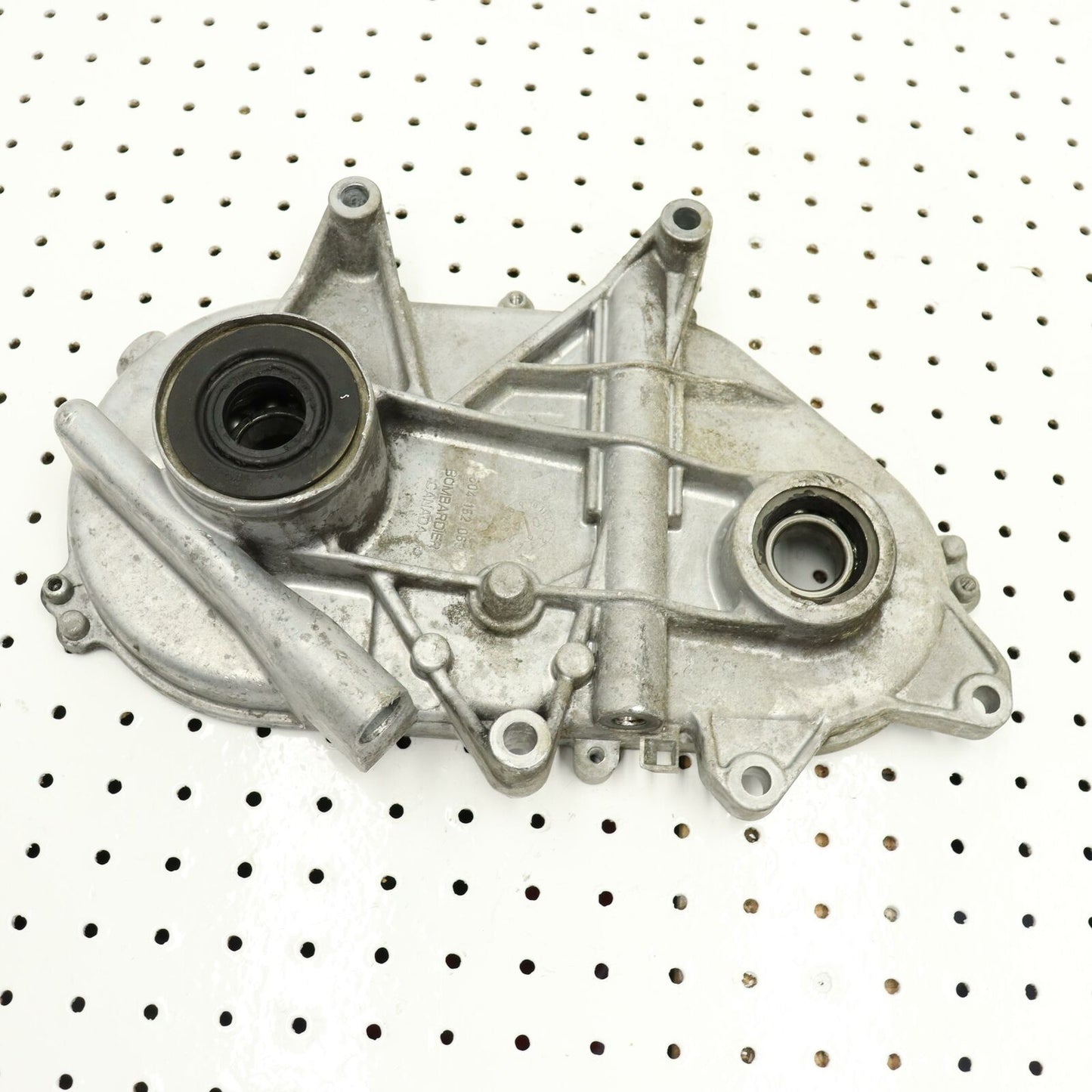2005 SKI-DOO GSX 500SS TRACK CHAIN HOUSING CASE 504152312 504152481