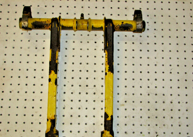 2002 POLARIS EDGE X 700 FRONT TORQUE ARM 1541532