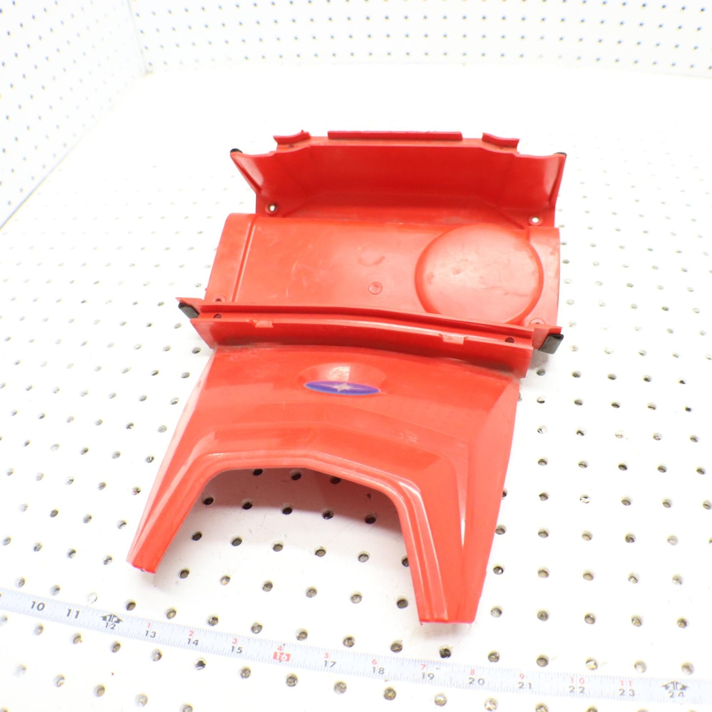 2016 POLARIS SPORTSMAN 570 FRONT FENDER COVER RED 5439069-293 CRACK