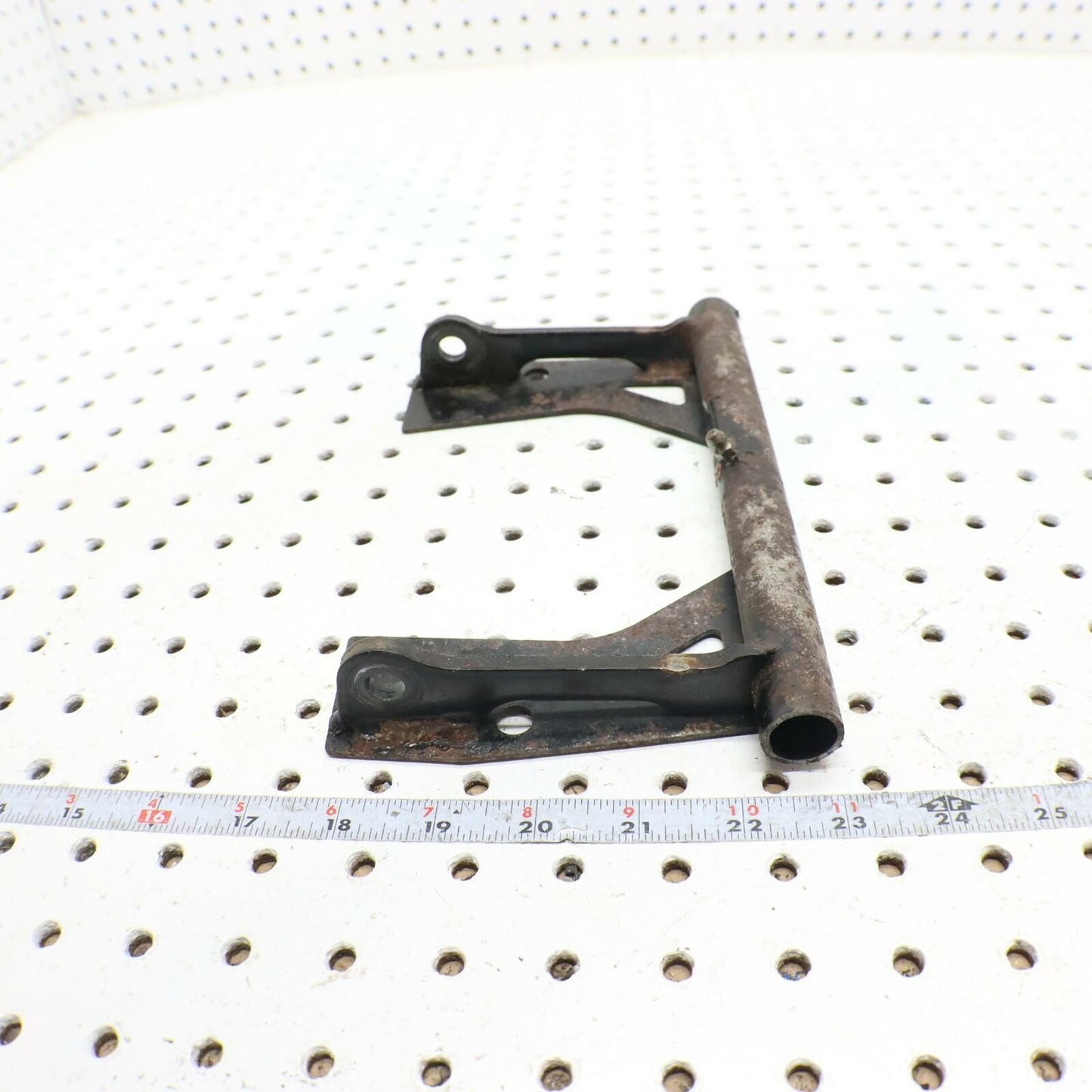 2015 ARCTIC CAT XF 6000 REAR SUSPENSION REAR PIVOT ARM 2704-389
