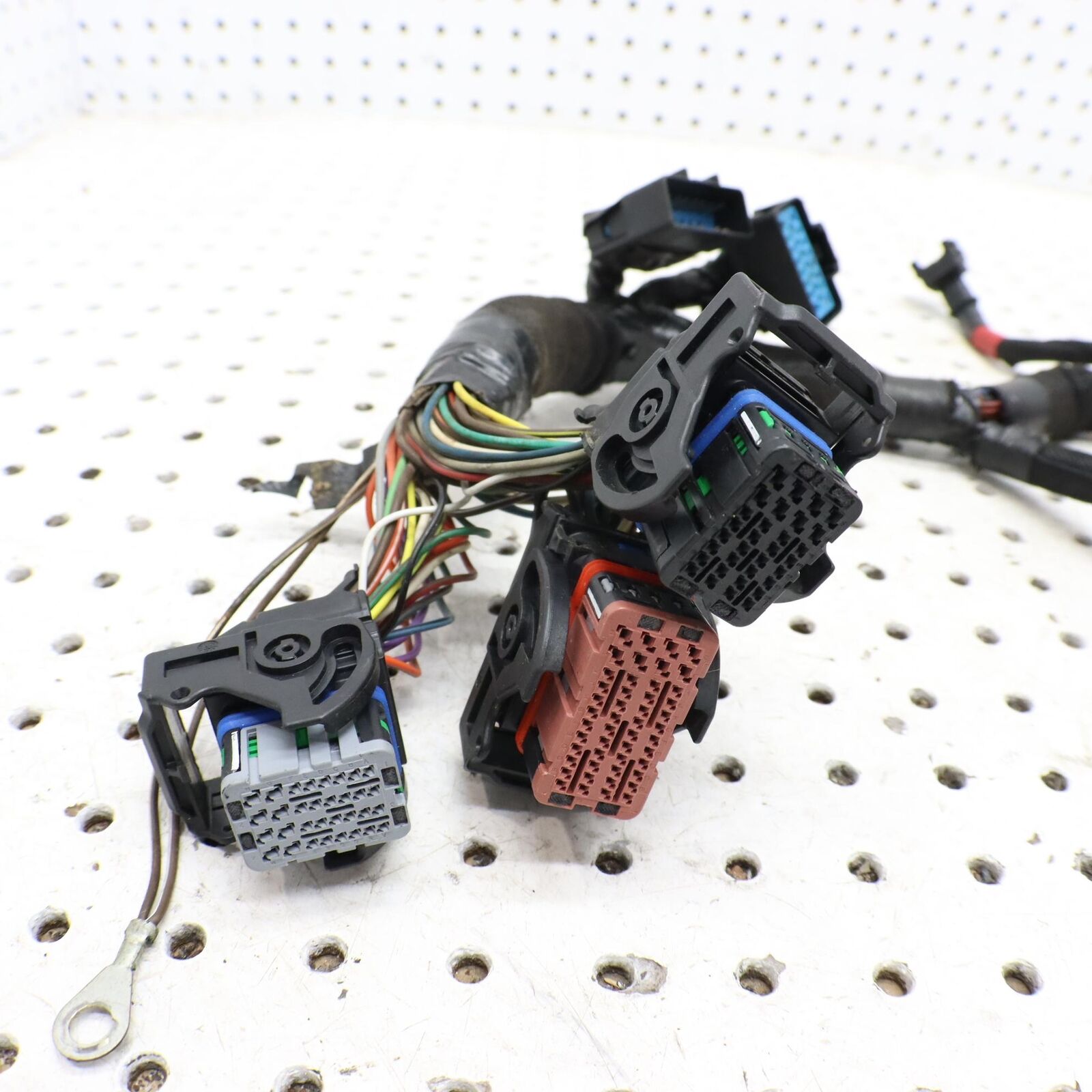 2008 POLARIS SWITCHBACK TURBO MAIN ENGINE WIRE HARNESS LOOM 2410923 2411536