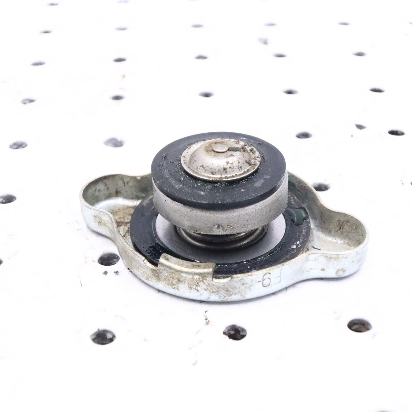 2013 YAMAHA GRIZZLY 700 RADIATOR CAP 1HP-E2462-00-00