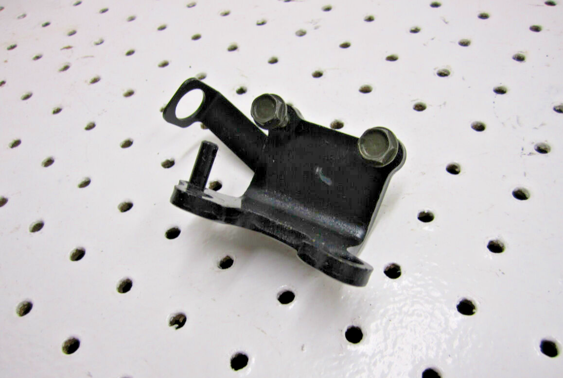 2014 KYMCO MXU 700i LE 4X4 REAR MASTER CYLINDER BRACKET 46503 46503-LDB5-E00