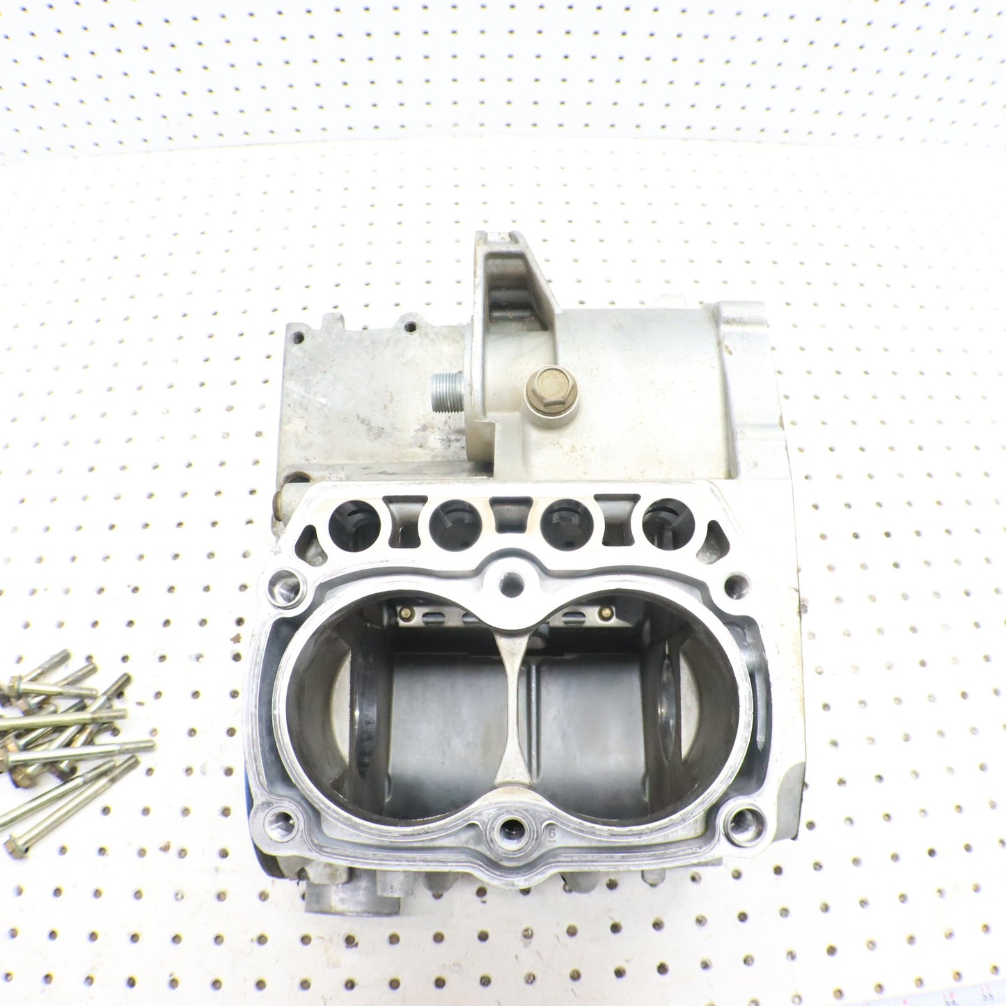 2008 Polaris Sportsman 800 Crankcase Engine Case 2203300