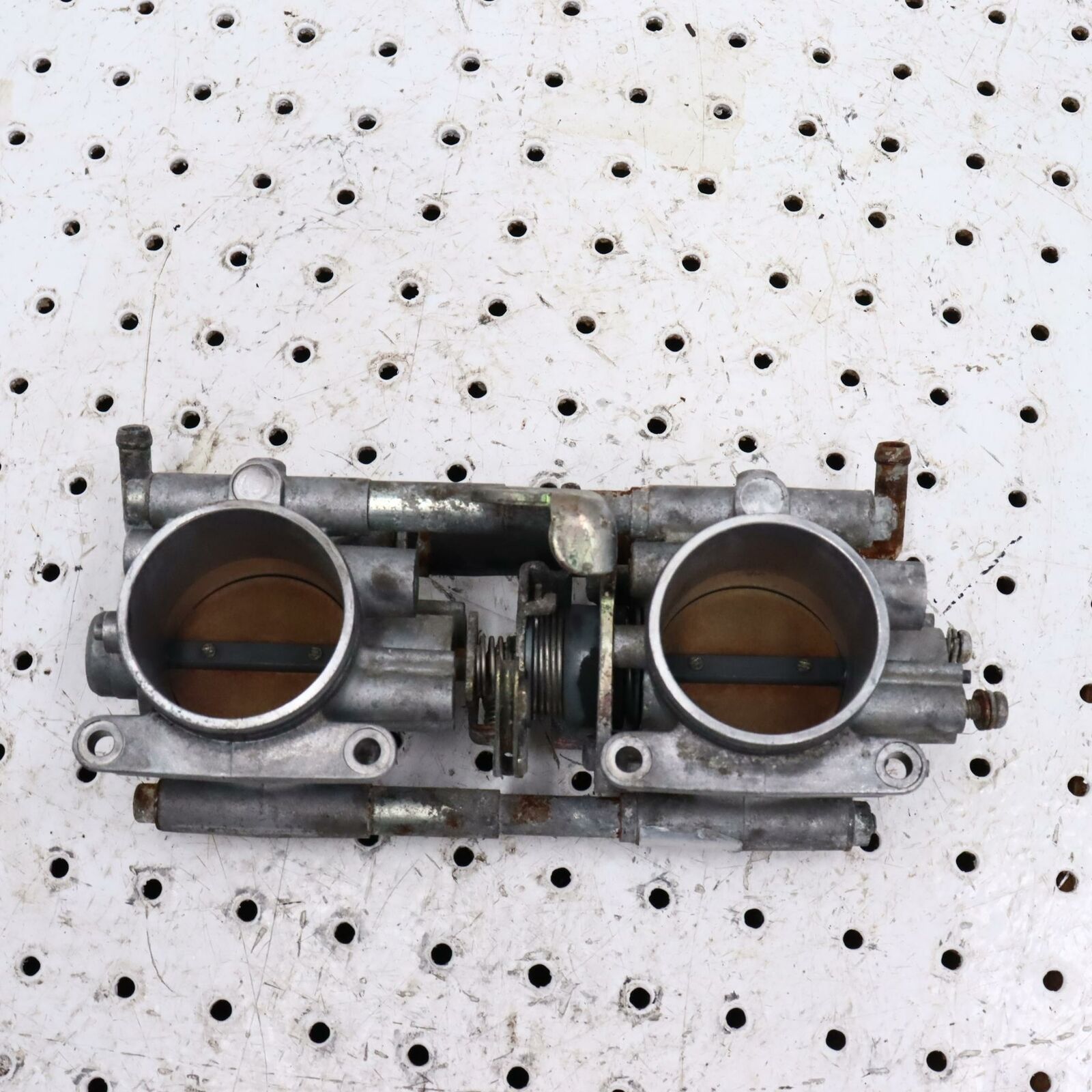 2007 POLARIS SWITCHBACK 600 MAIN FUEL INJECTORS THROTTLE BODIES BODY 1203213
