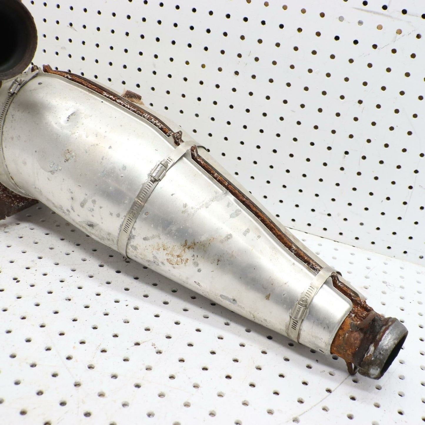 2006 POLARIS FUSION 700 EXHAUST EXPANSION CHAMBER PIPE 1261380