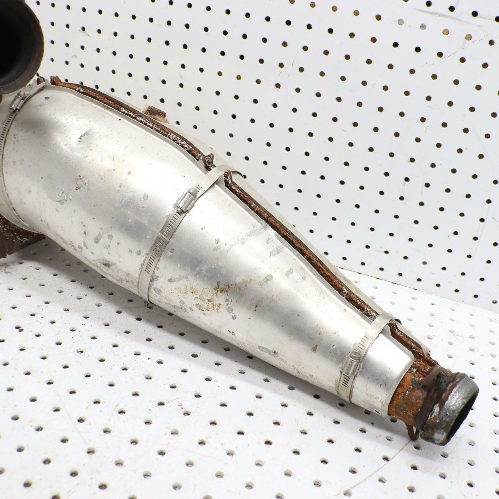 2006 POLARIS FUSION 700 EXHAUST EXPANSION CHAMBER PIPE 1261380