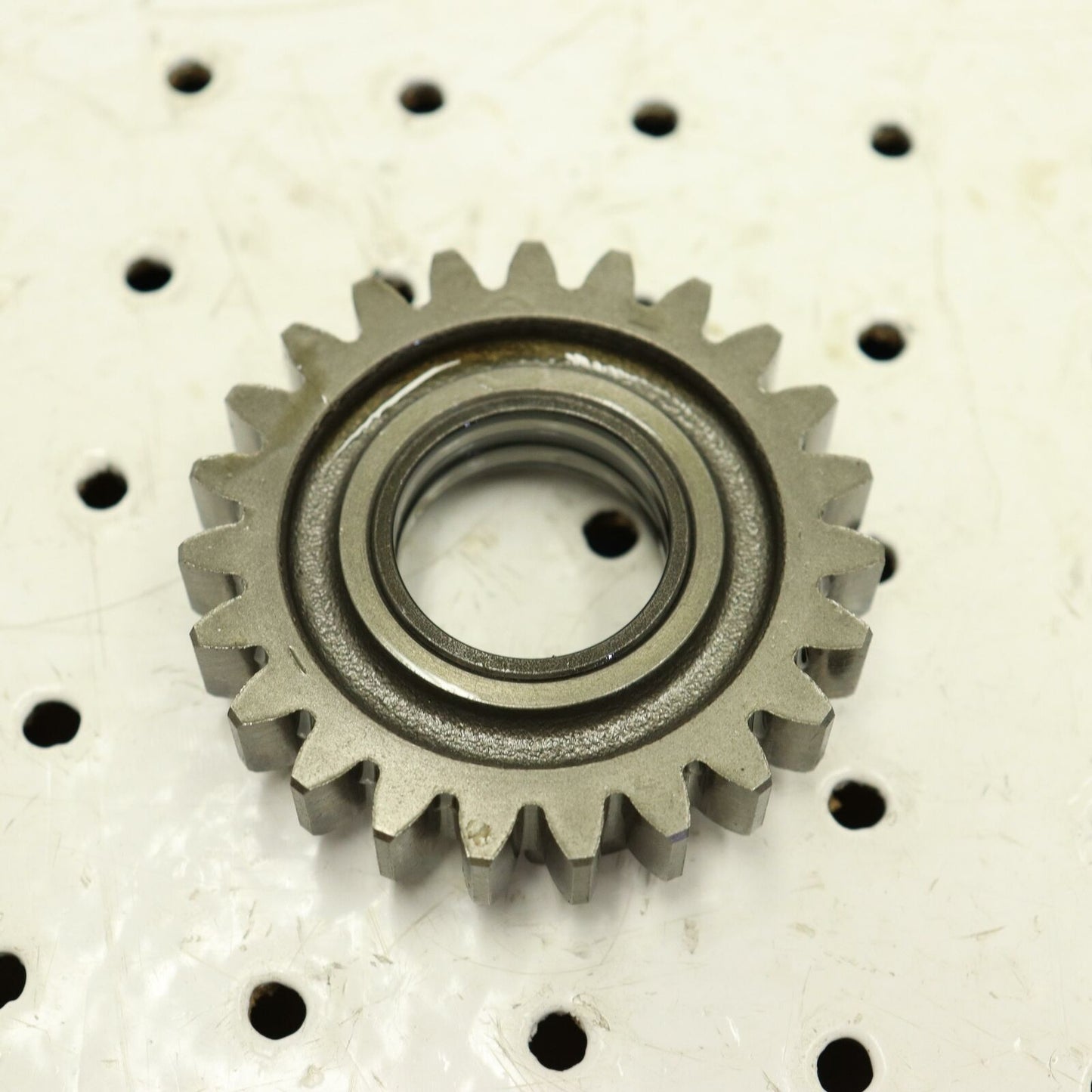 2003 SUZUKI SAVAGE 650 TRANSMISSION GEAR 4TH DRIVE 24241-24B13 24241-24B12