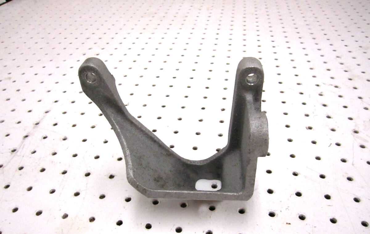 2002 ARCTIC CAT ZR 500 MOTOR MOUNT FRONT LEFT 0708-103