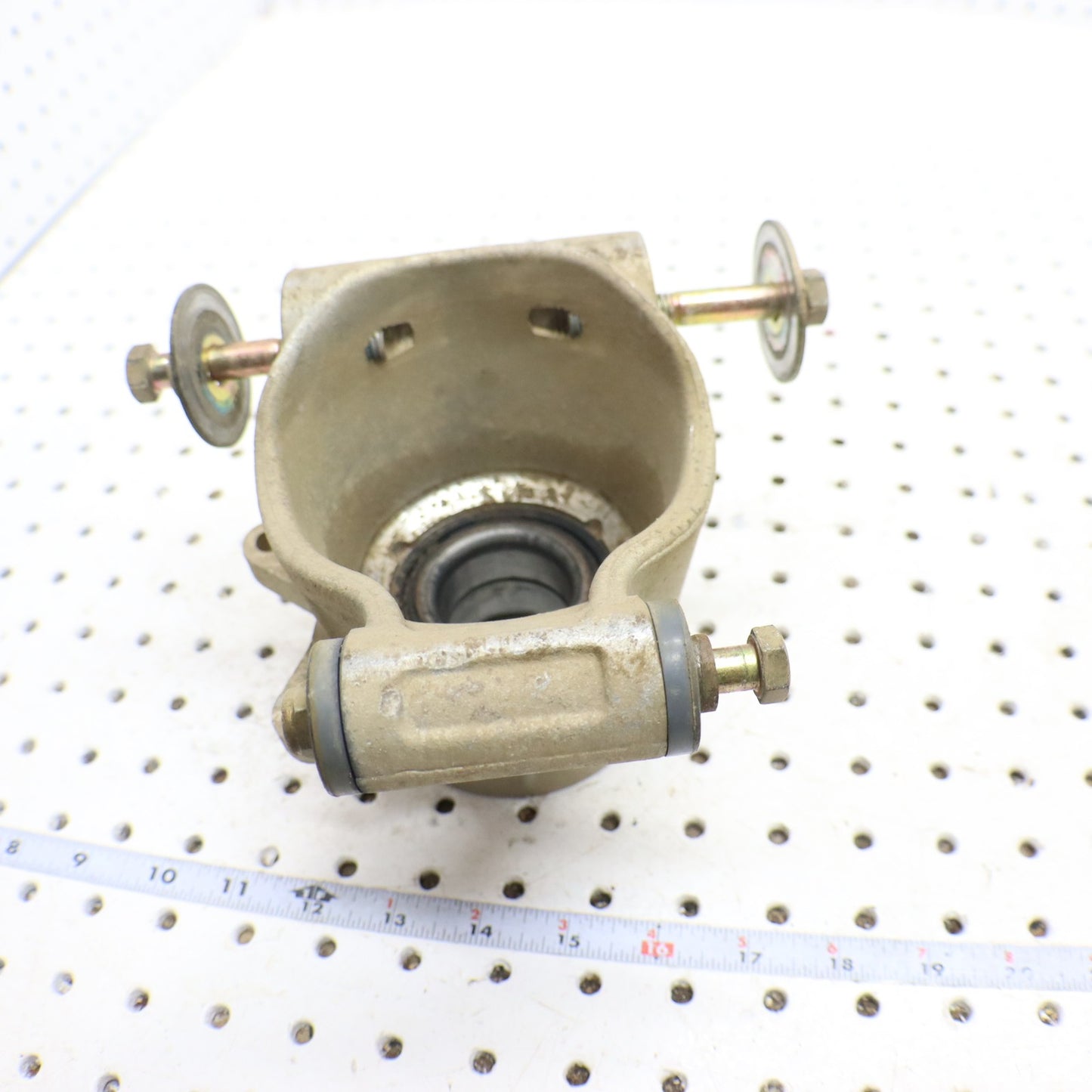 2016 Polaris Sportsman Sp 570 Bearing Carrier Knuckle Rear 5135563