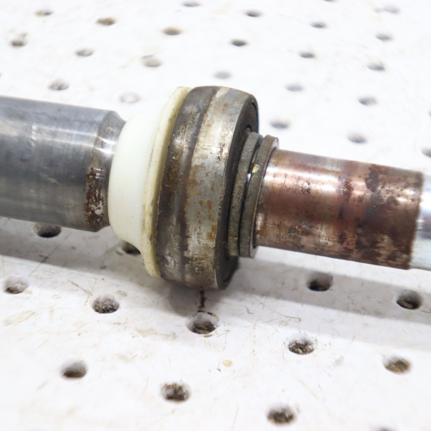 2015 POLARIS SWITCHBACK 800 JACKSHAFT DRIVEN SHAFT 1333405; 1334332