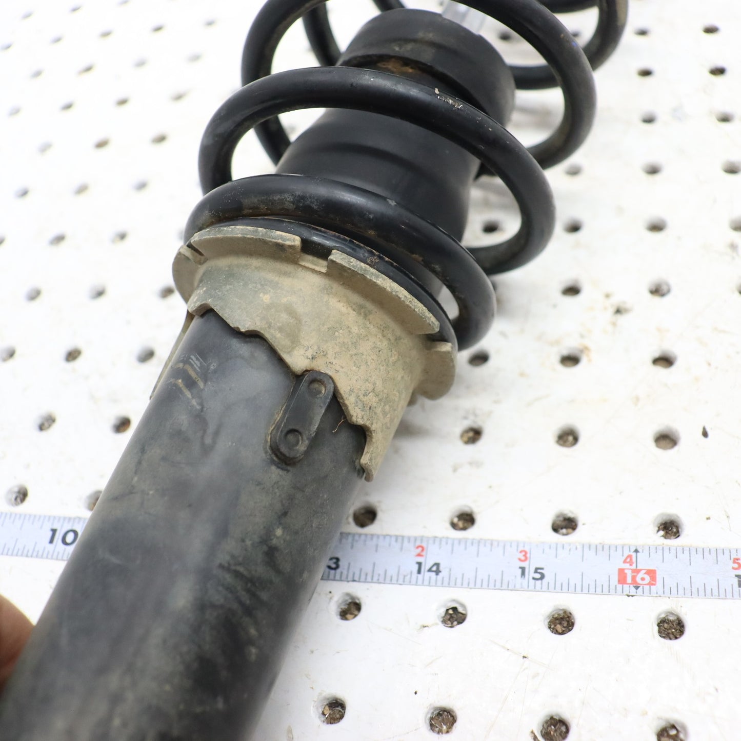 2016 Polaris Sportsman Sp 570 Rear Shock 7043100, 1543682