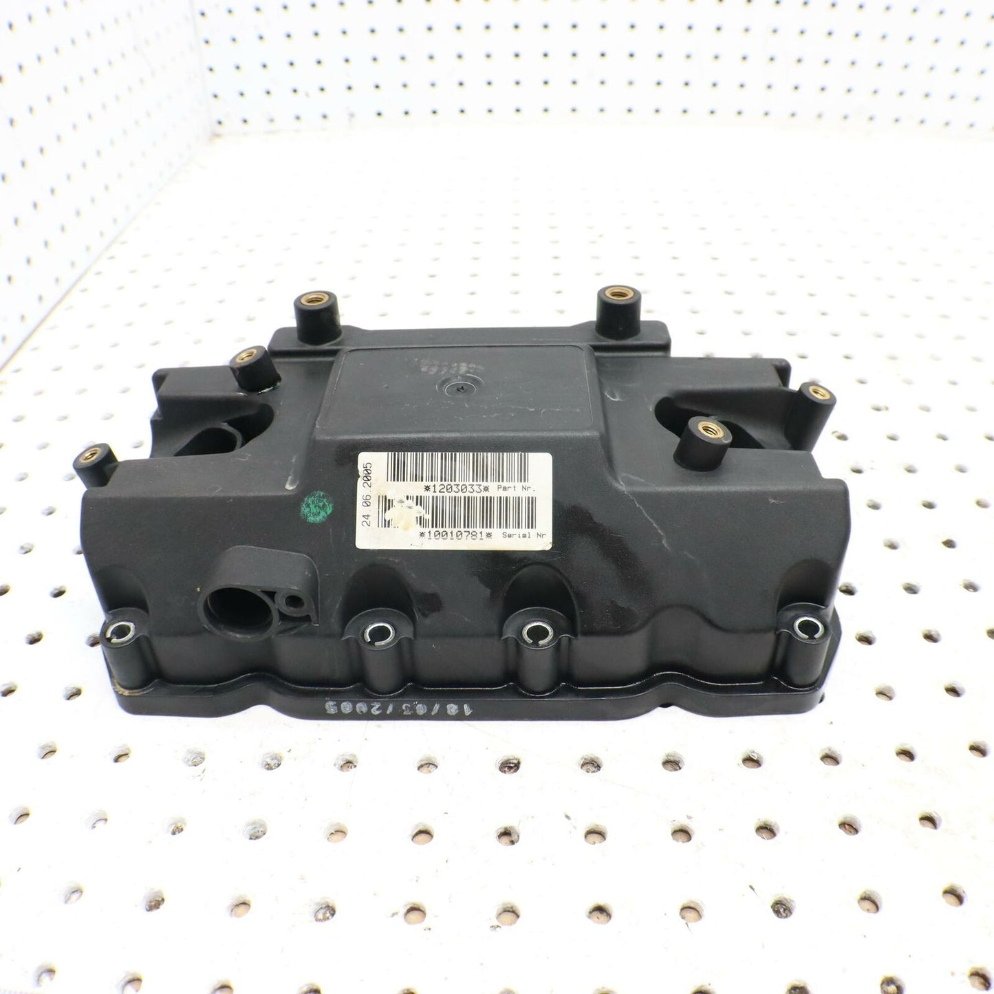 2006 POLARIS SWITCHBACK ENGINE MOTOR OIL VENT CRANKCASE COVER VALVE 0453160