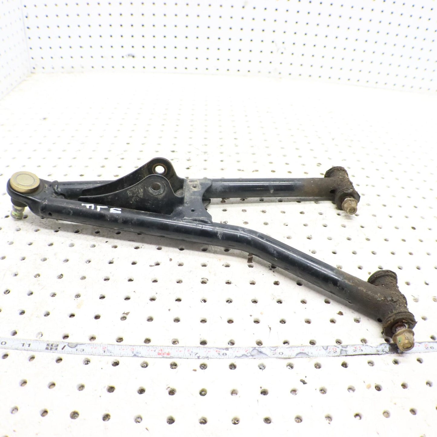 2009 POLARIS SPORTSMAN XP 850 FRONT UPPER LEFT CONTROL ARM 1015125-067 1025617-0
