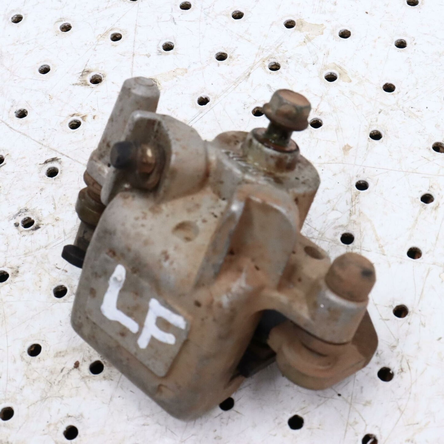 2005 BOMBARDIER OUTLANDER MAX 400 LEFT FRONT BRAKE CALIPER 705600366; 705600576