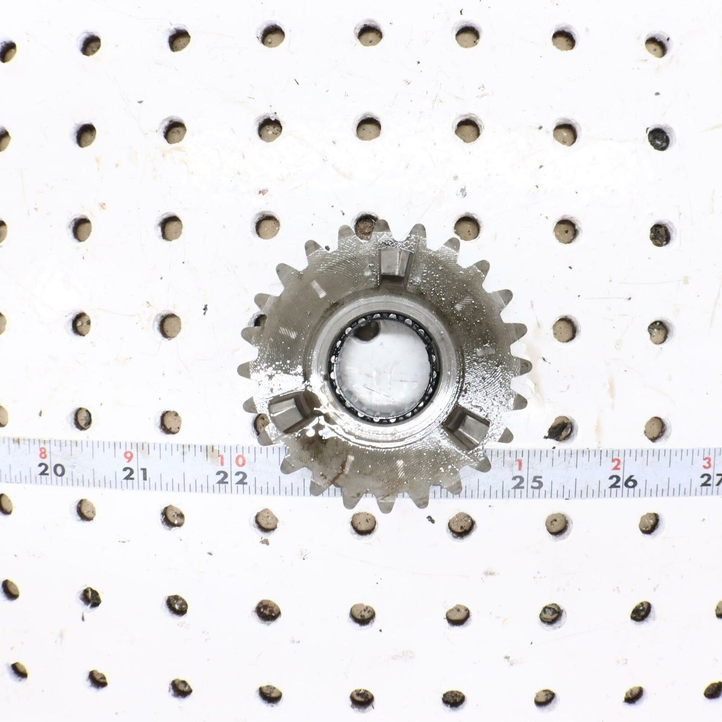 2000 POLARIS SPORTSMAN 500 TRANSMISSION GEAR SPROCKET, 24T 3233719; 3233718