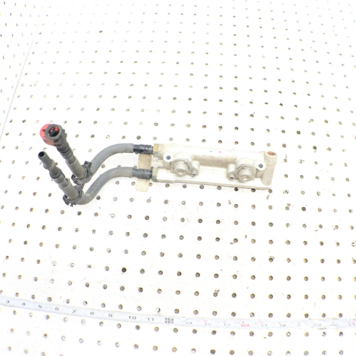 2015 POLARIS SWITCHBACK 800 FUEL RAIL 2521382; 2522185