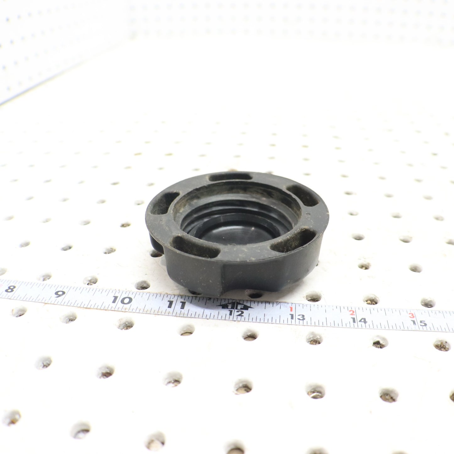 2009 Polaris Sportsman Xp 850 Gas Tank Cap Cover Lid 5433687; 5450389