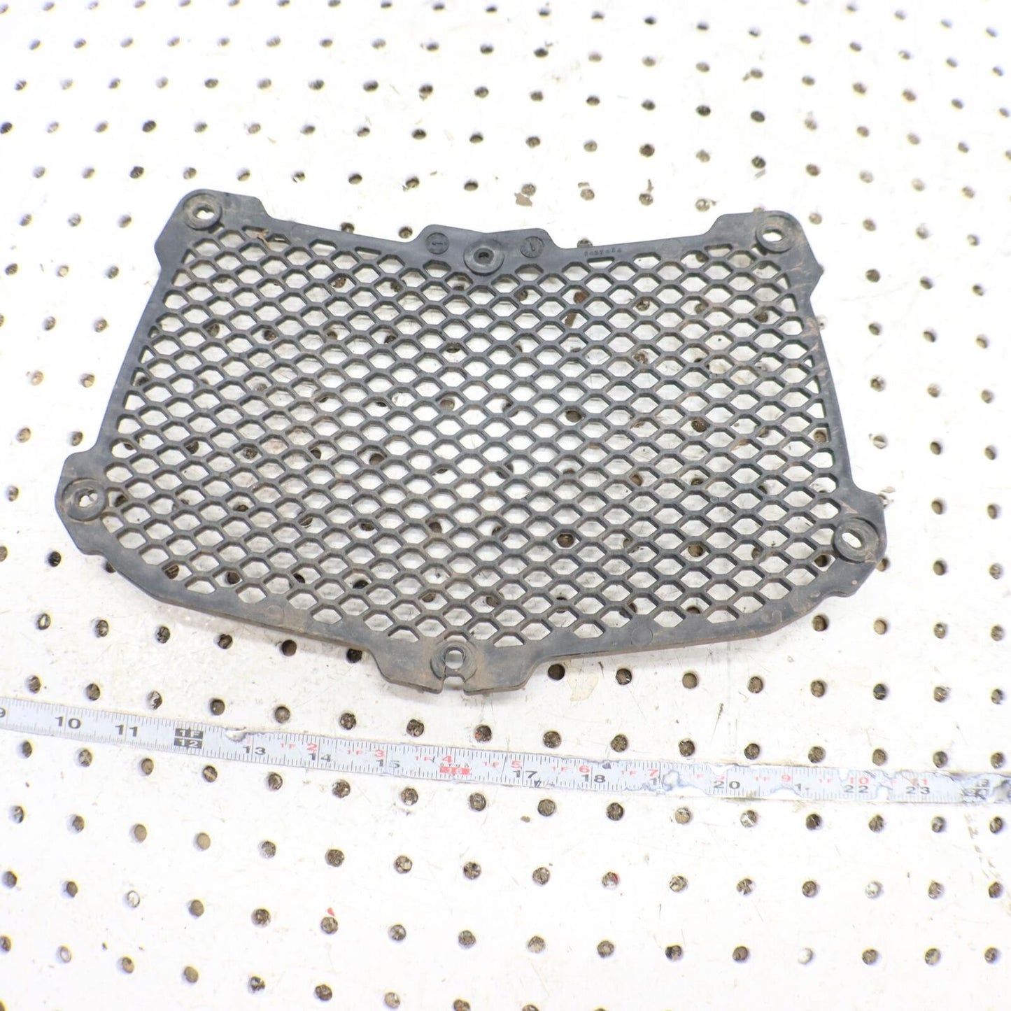 2010 POLARIS SPORTSMAN XP 850 BUMPER SCREEN RADIATOR SCREEN MESH 5437424-070