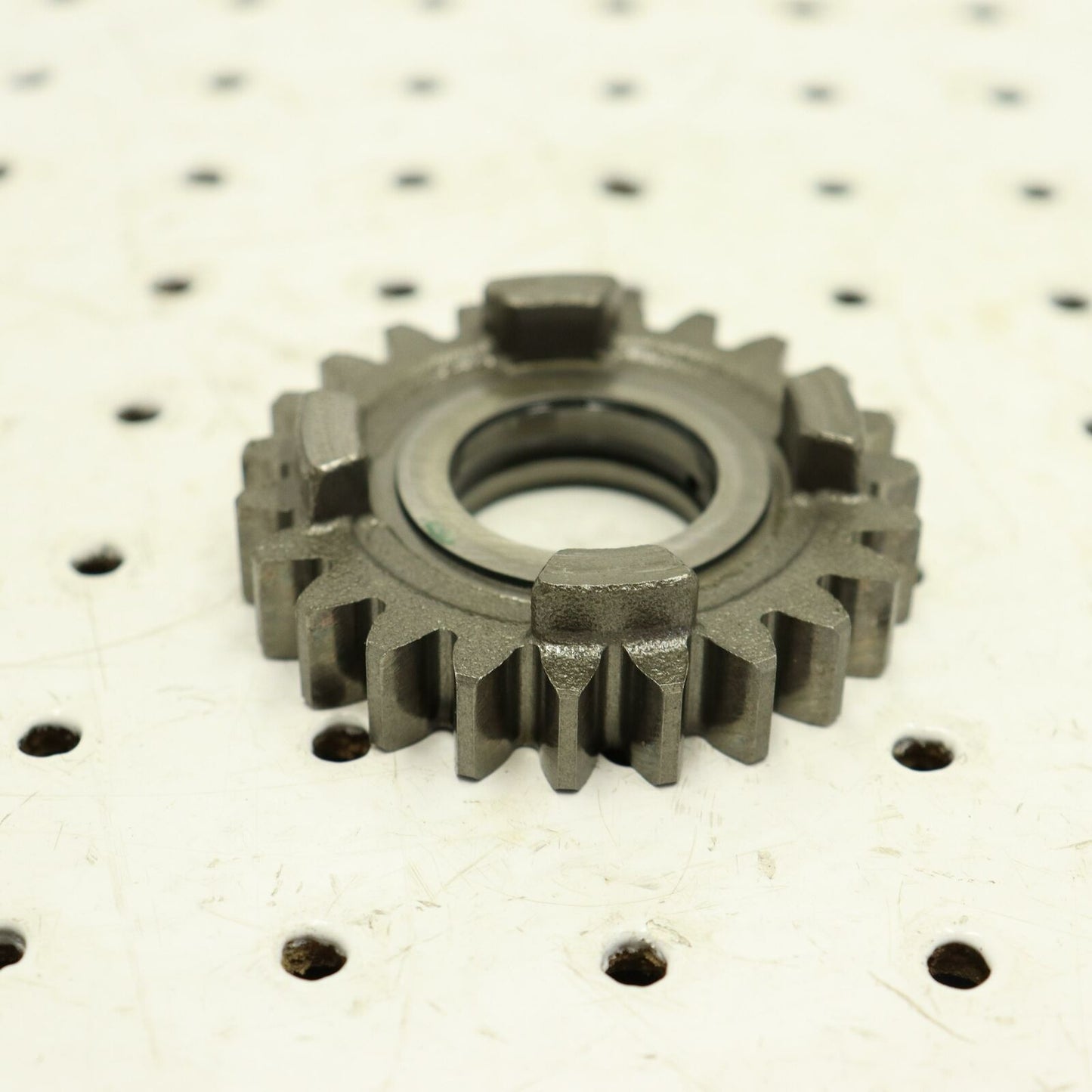 2003 SUZUKI SAVAGE 650 TRANSMISSION GEAR 4TH DRIVE 24241-24B13 24241-24B12