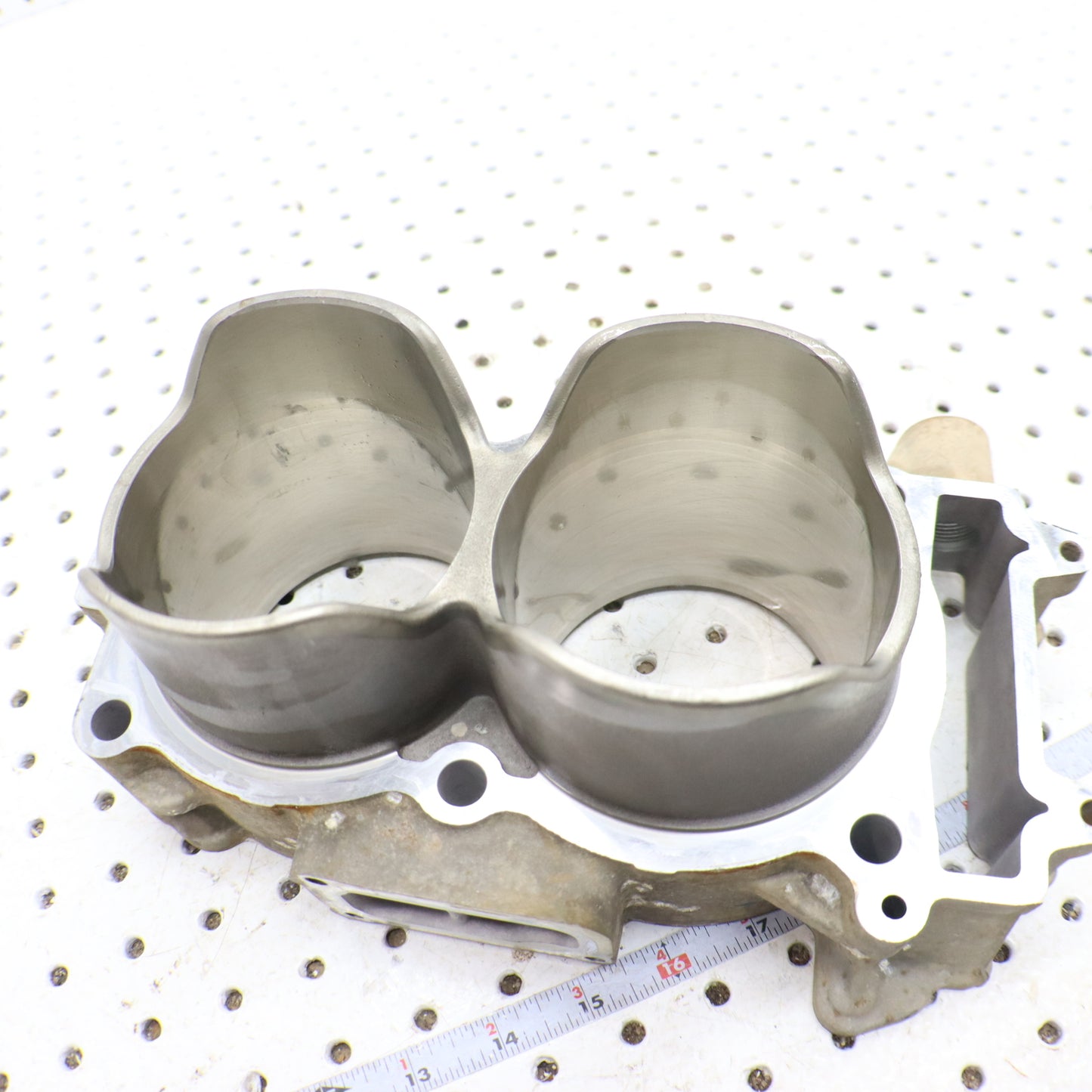2013 Polaris Ranger Xp 900 Cylinder Jug 3022442 3022579 GOOD CONDITION