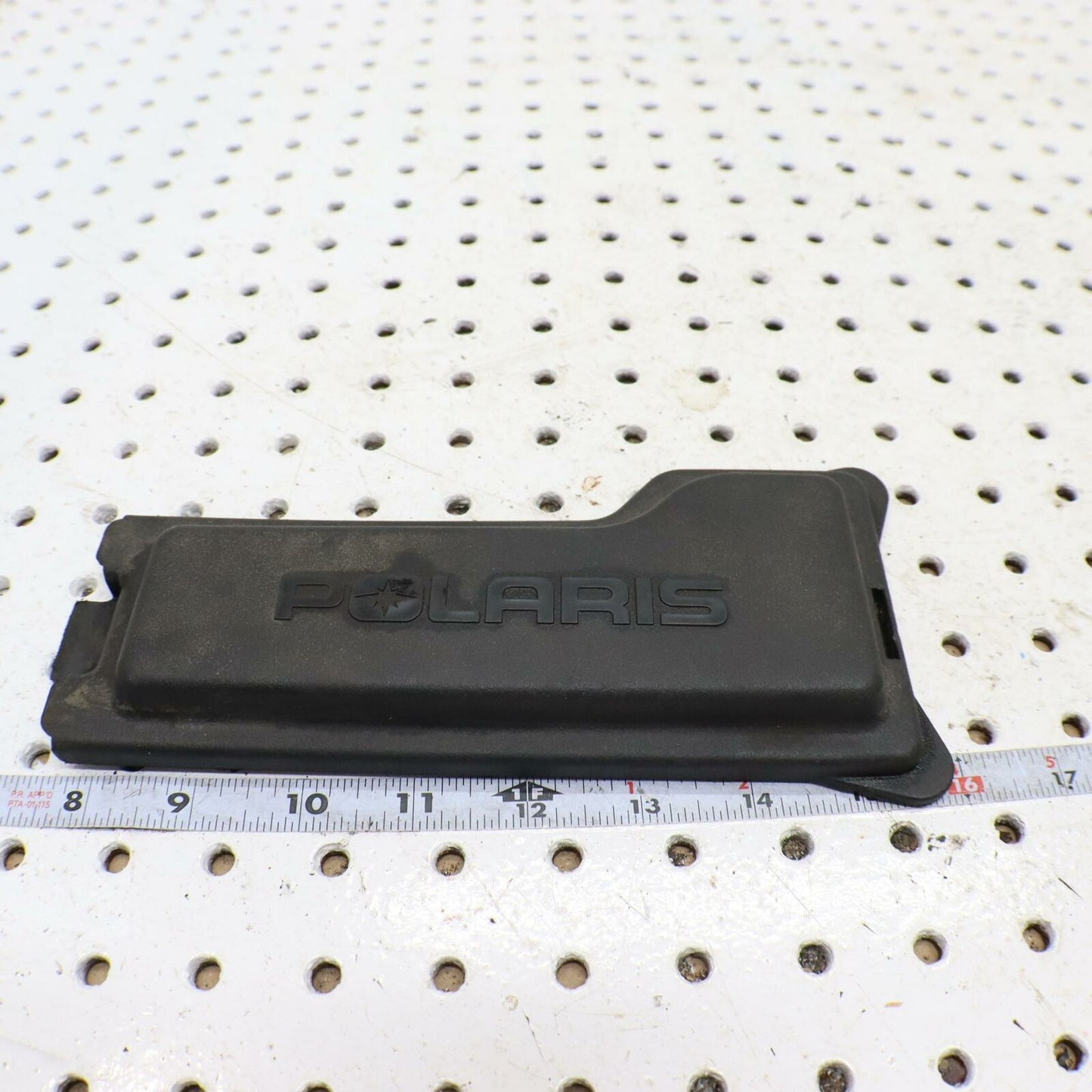 2002 POLARIS RMK 600 TOOL BOX COVER 5434089