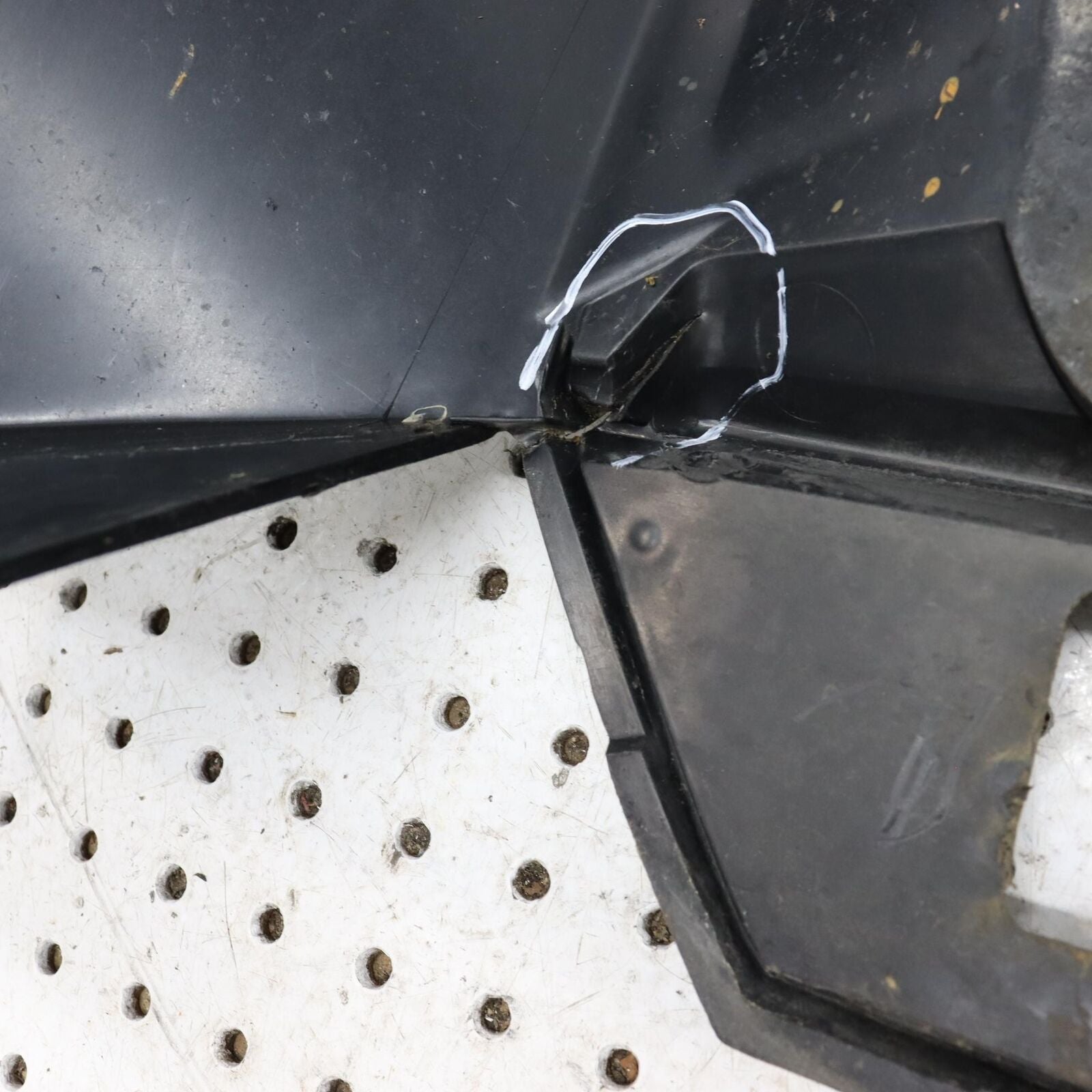 2009 ARCTIC CAT F5 FENDER, REAR ROUTED BLK 4706-284