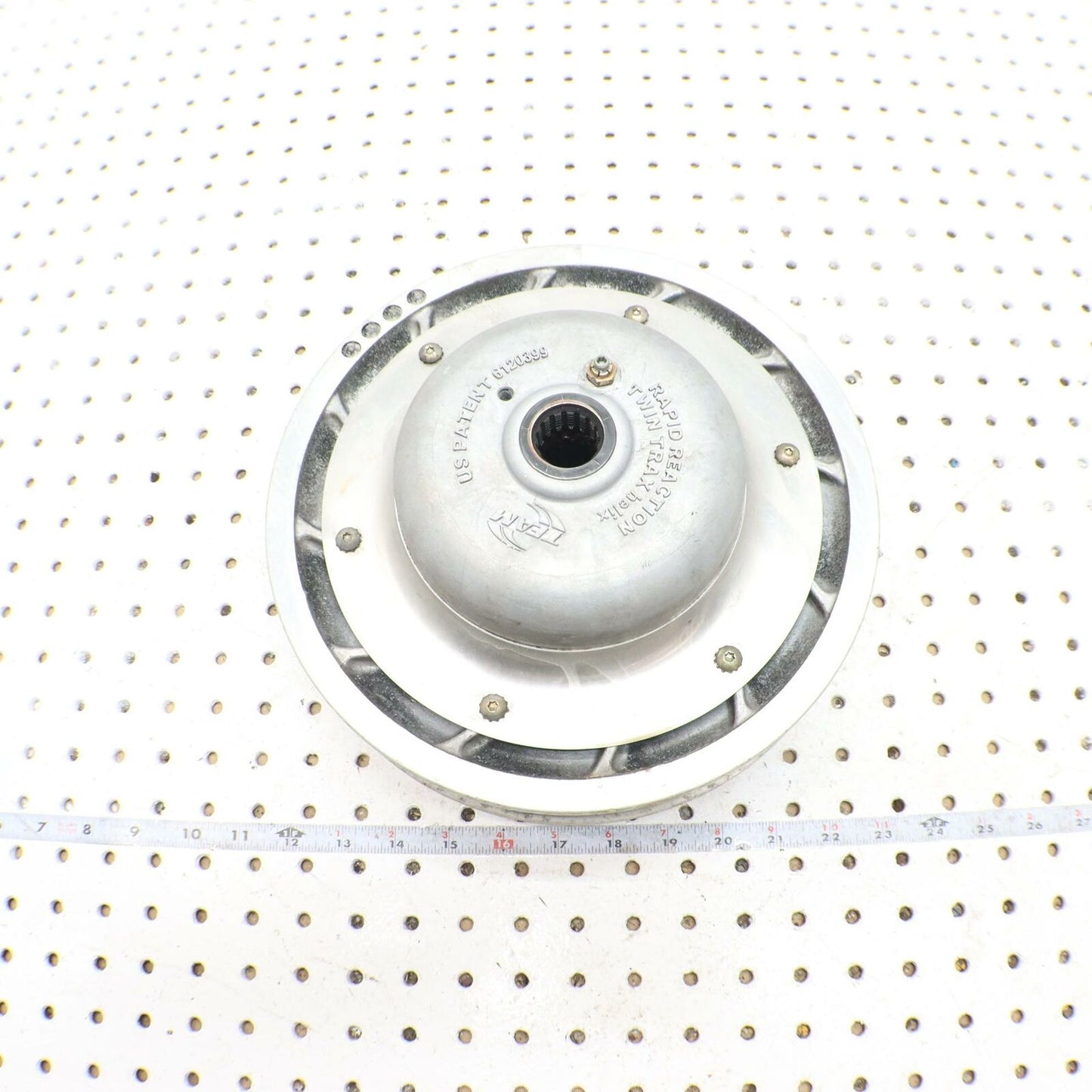 2006 POLARIS SWITCHBACK TEAM SECONDARY DRIVEN CLUTCH ASSEMBLY 1322628; 1322629