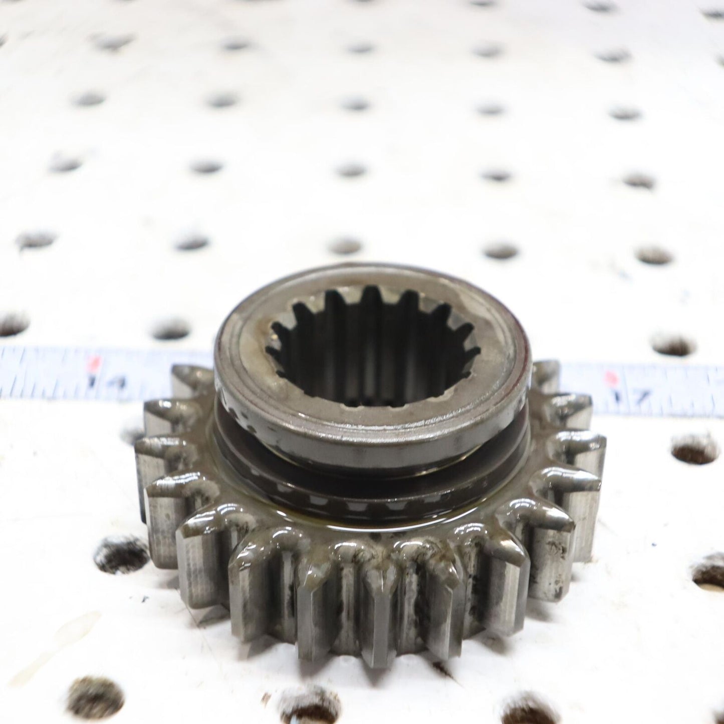 2008 POLARIS SWITCHBACK TURBO CHAIN CASE GEAR SPROCKET 5135601