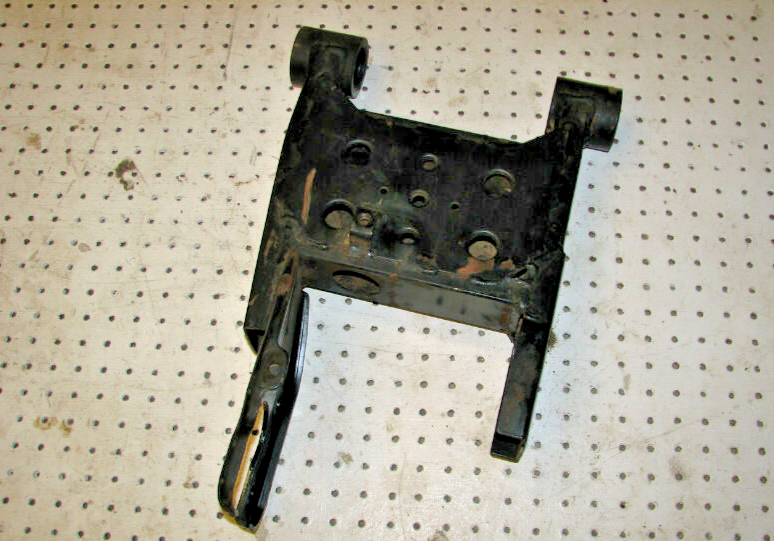 2000 POLARIS MAGNUM 325 4X4 SWING ARM 1541323