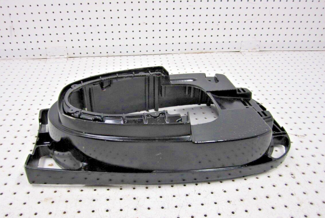 1986 MERCURY 45HP LONG SHAFT 1045726 BOTTOM COWL 7715A1