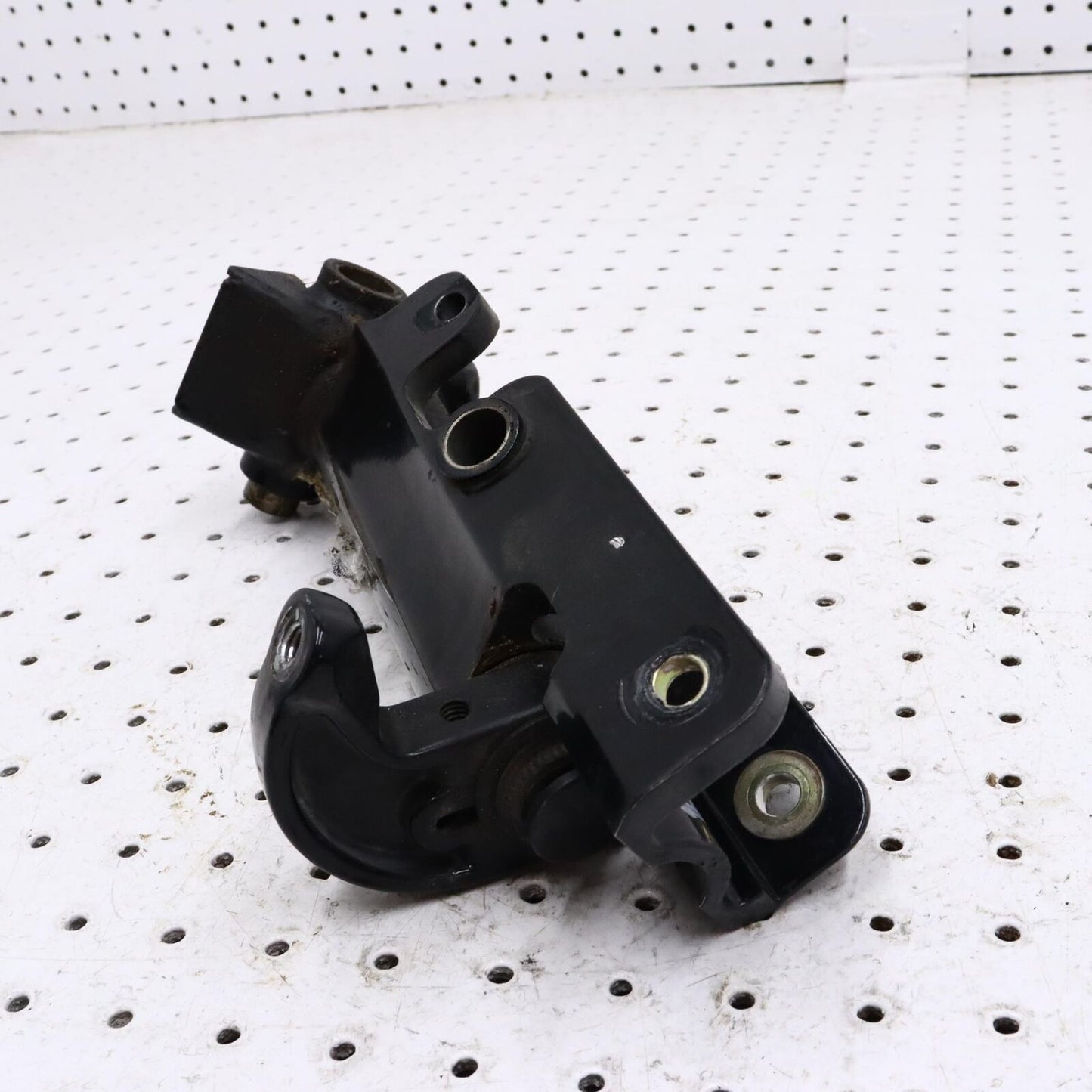 2005 ARCTIC CAT SABERCAT 600 RIGHT FRONT STEERING ARM SPINDLE KNUCKLE 1703-432