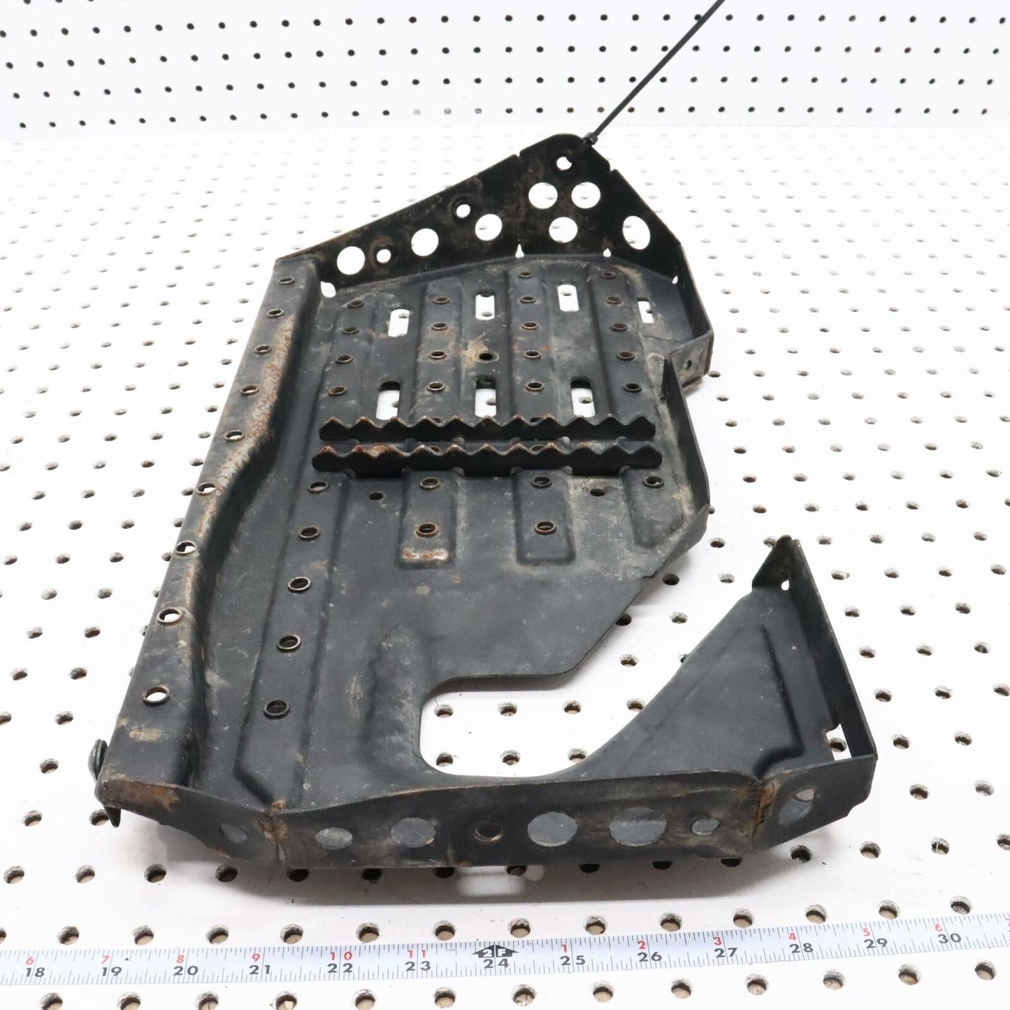 2008 KAWASAKI BRUTE FORCE 650 RIGHT FOOT WELL STEP STAND REST 34028-0062-388