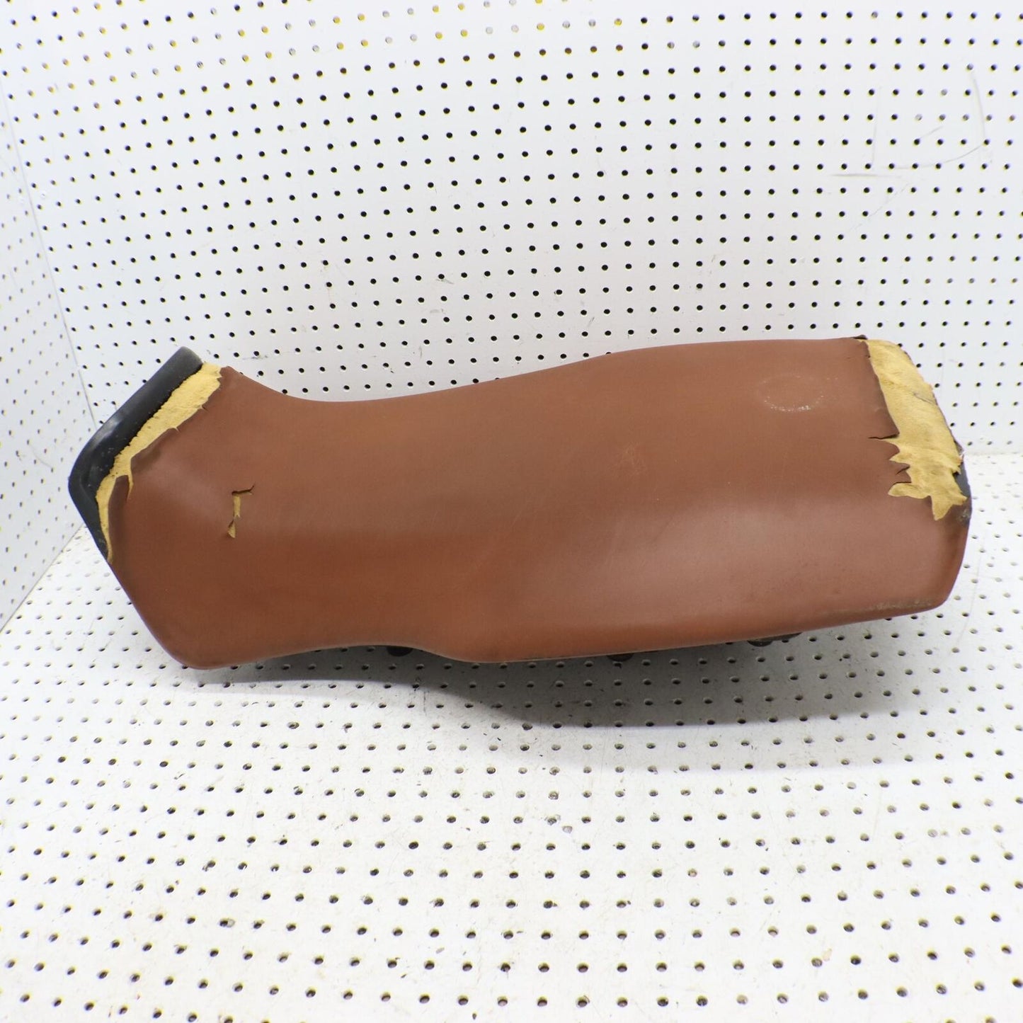 1998 POLARIS XPLORER 400L SEAT SADDLE 2682360-218 2683222-070 2681747-218