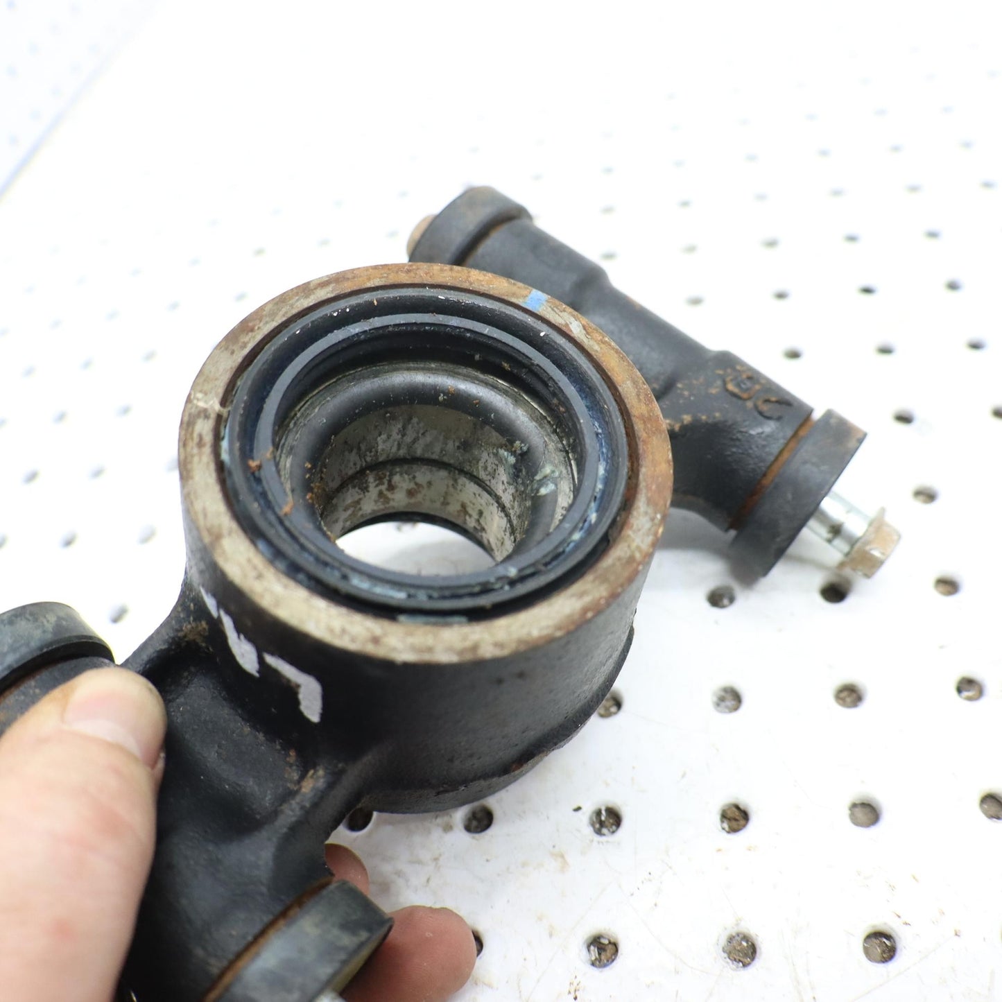 2016 SUZUKI KING QUAD 500 BEARING CARRIER KNUCKLE REAR 61600-11820