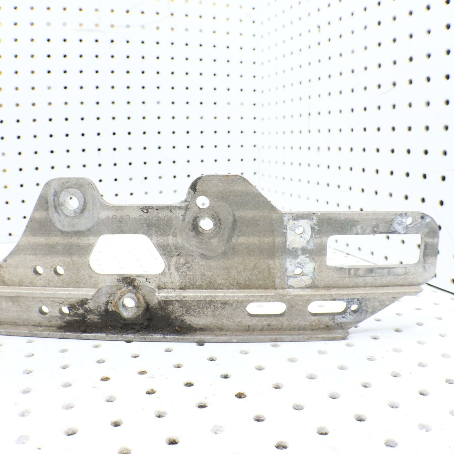 2007 POLARIS IQ 600 RIGHT SLIDING SKID FRAME SUSPENSION RAIL 1542131