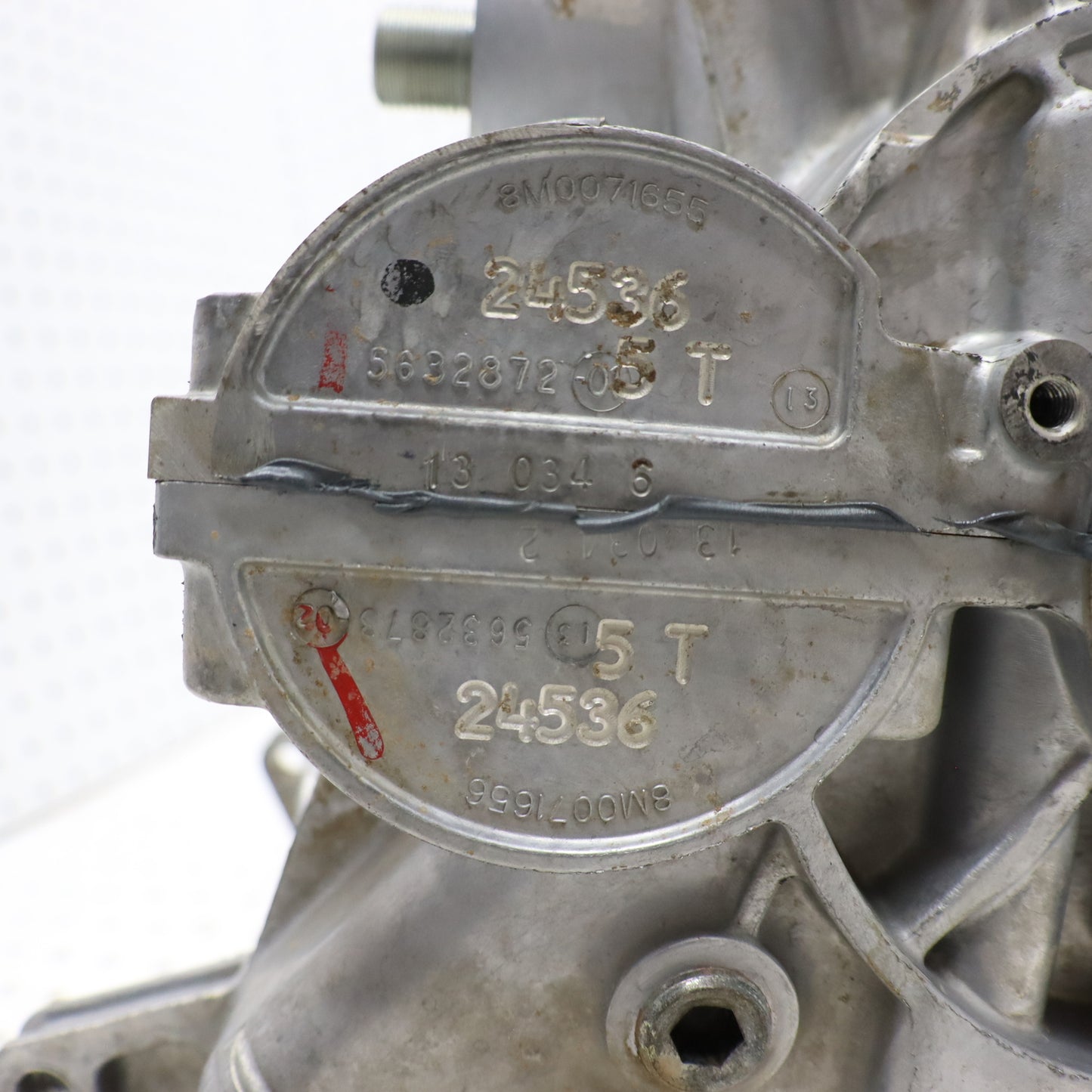 2013 Polaris Ranger Xp 900 Crank Case Engine Case 2204947, 2207371 GOOD!!