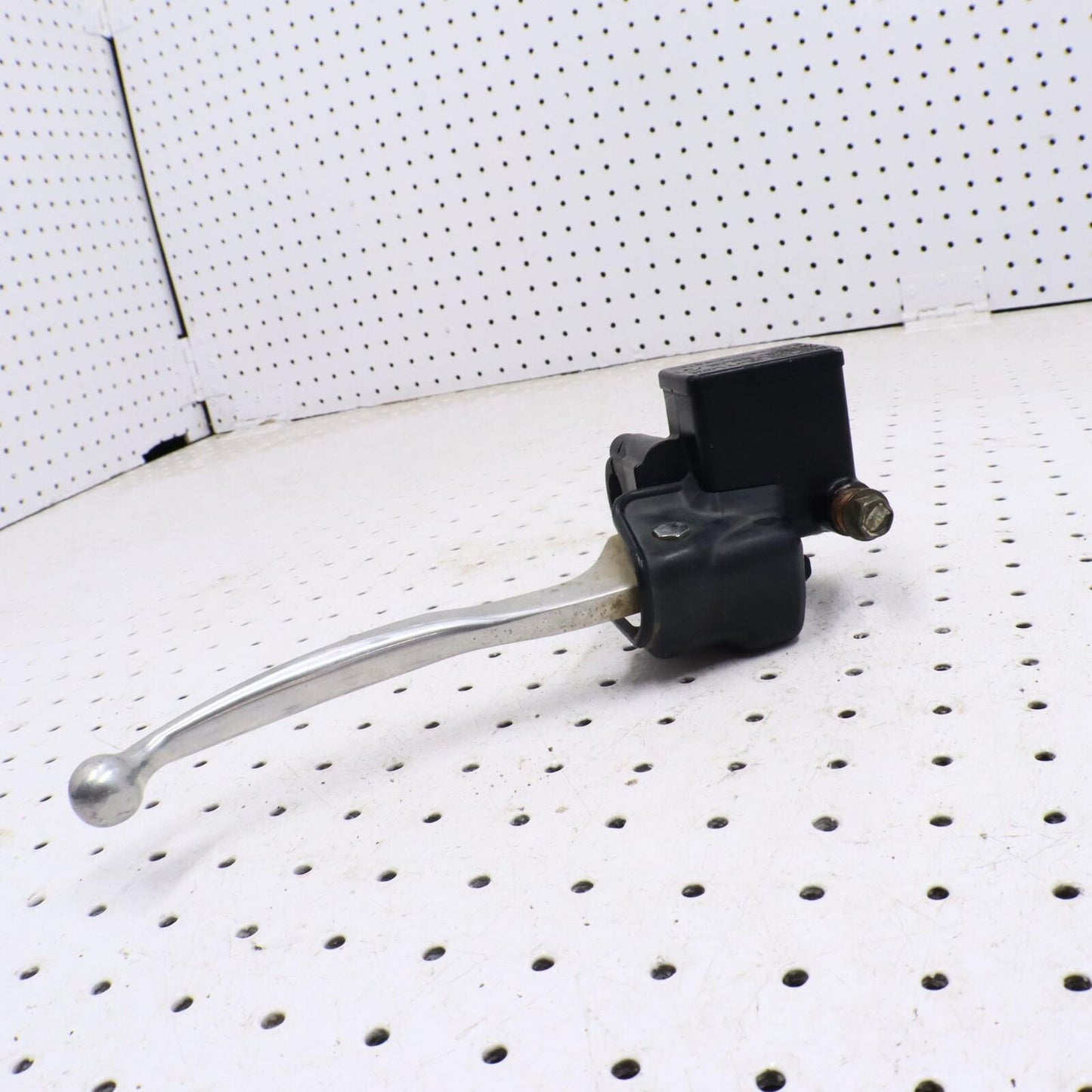 2013 YAMAHA GRIZZLY 700 FRONT BRAKE MASTER CYLINDER 1HP-2583T-00-00