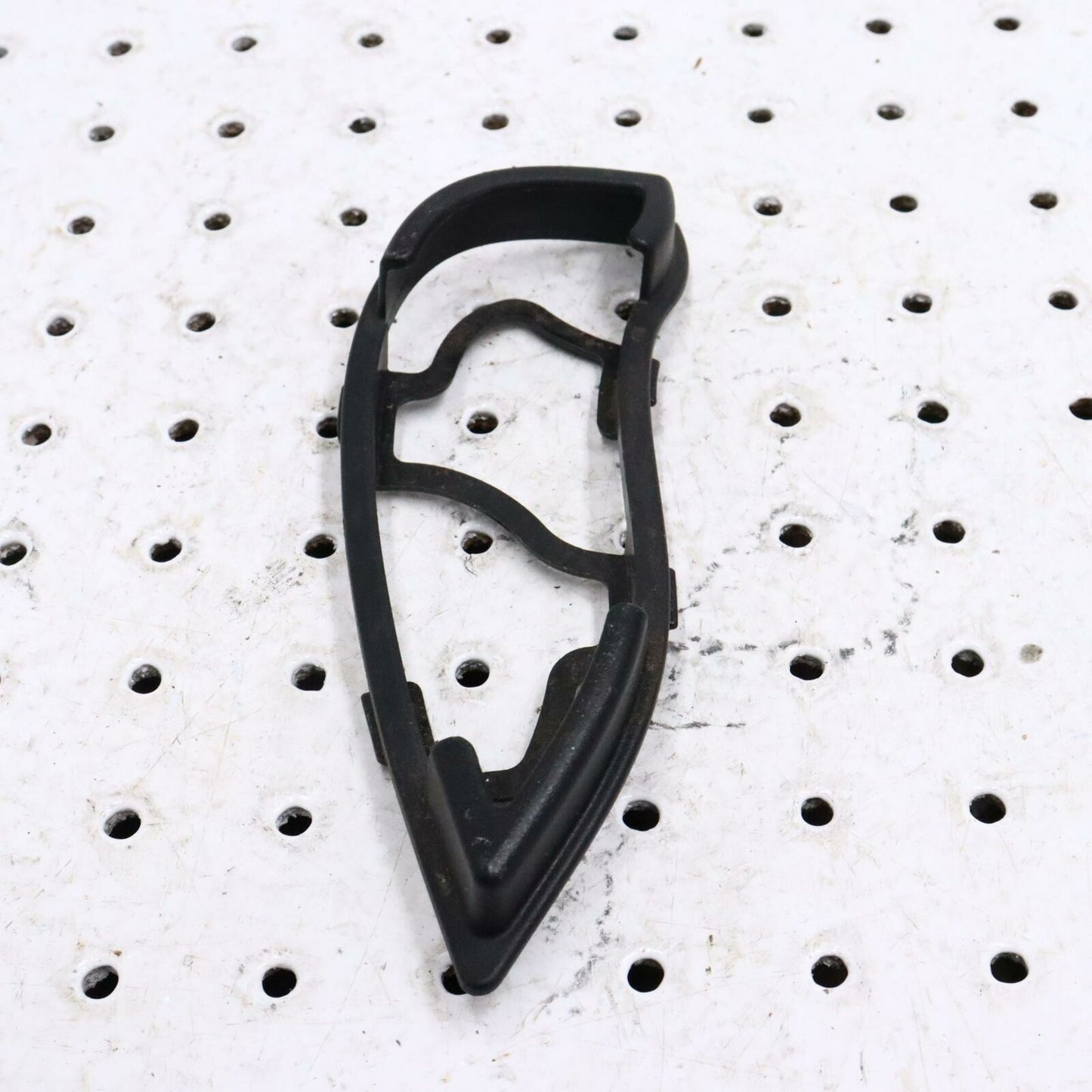 2006 POLARIS RMK 700 AIR INTAKE BEZEL SCREEN 5435777
