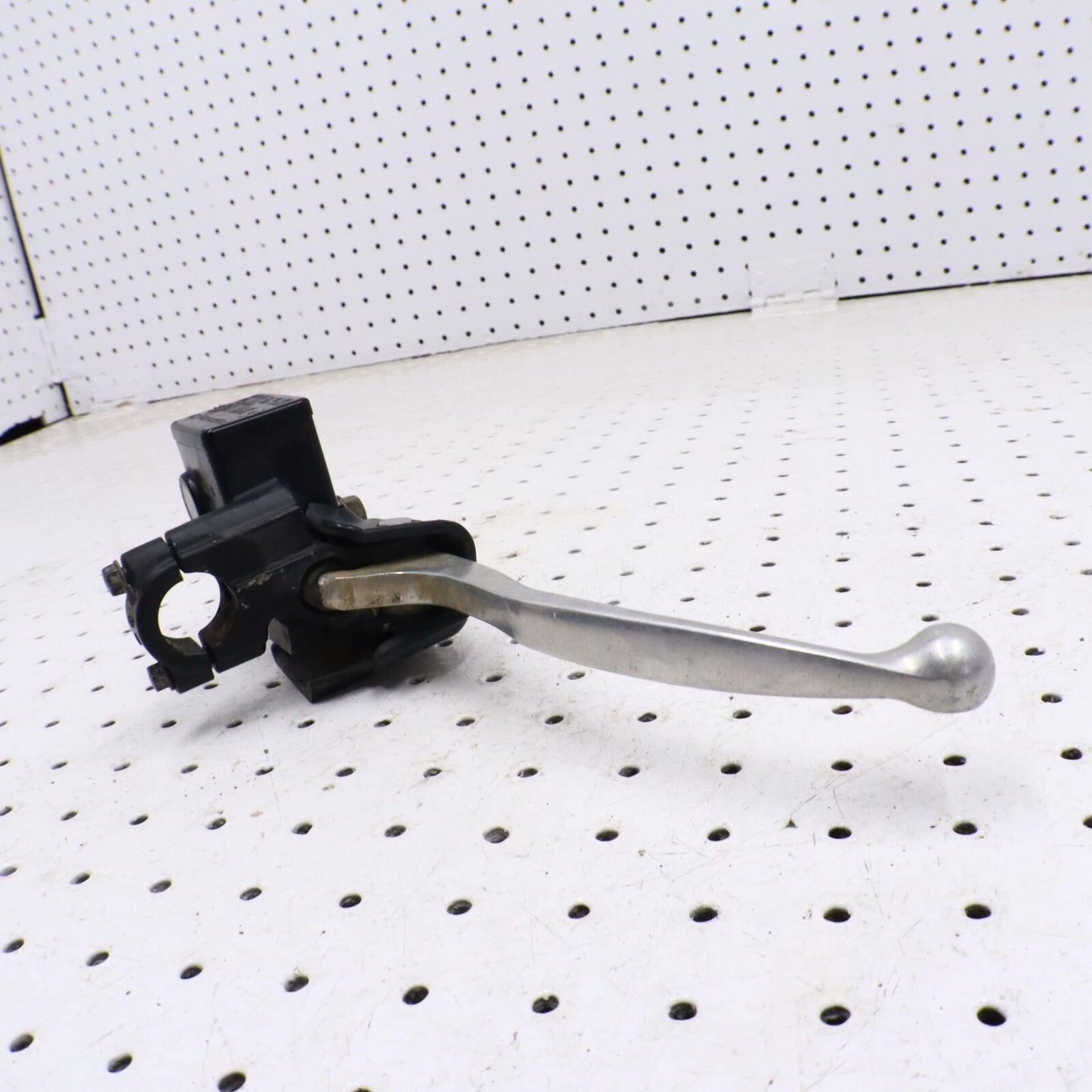 2013 YAMAHA GRIZZLY 700 FRONT BRAKE MASTER CYLINDER 1HP-2583T-00-00