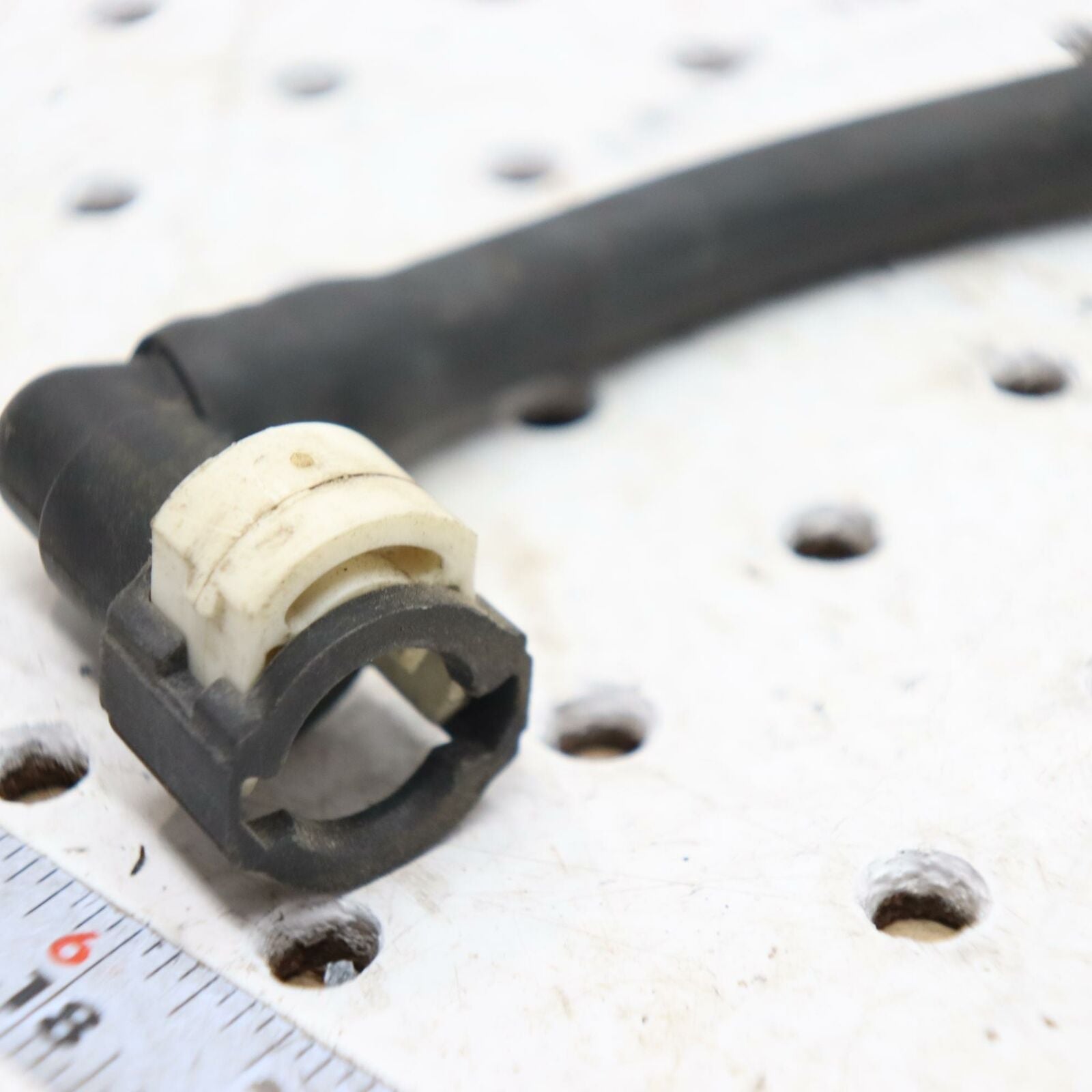 2006 POLARIS SWITCHBACK FUEL HOSE GAS LINE TUBE PIPE  2520567