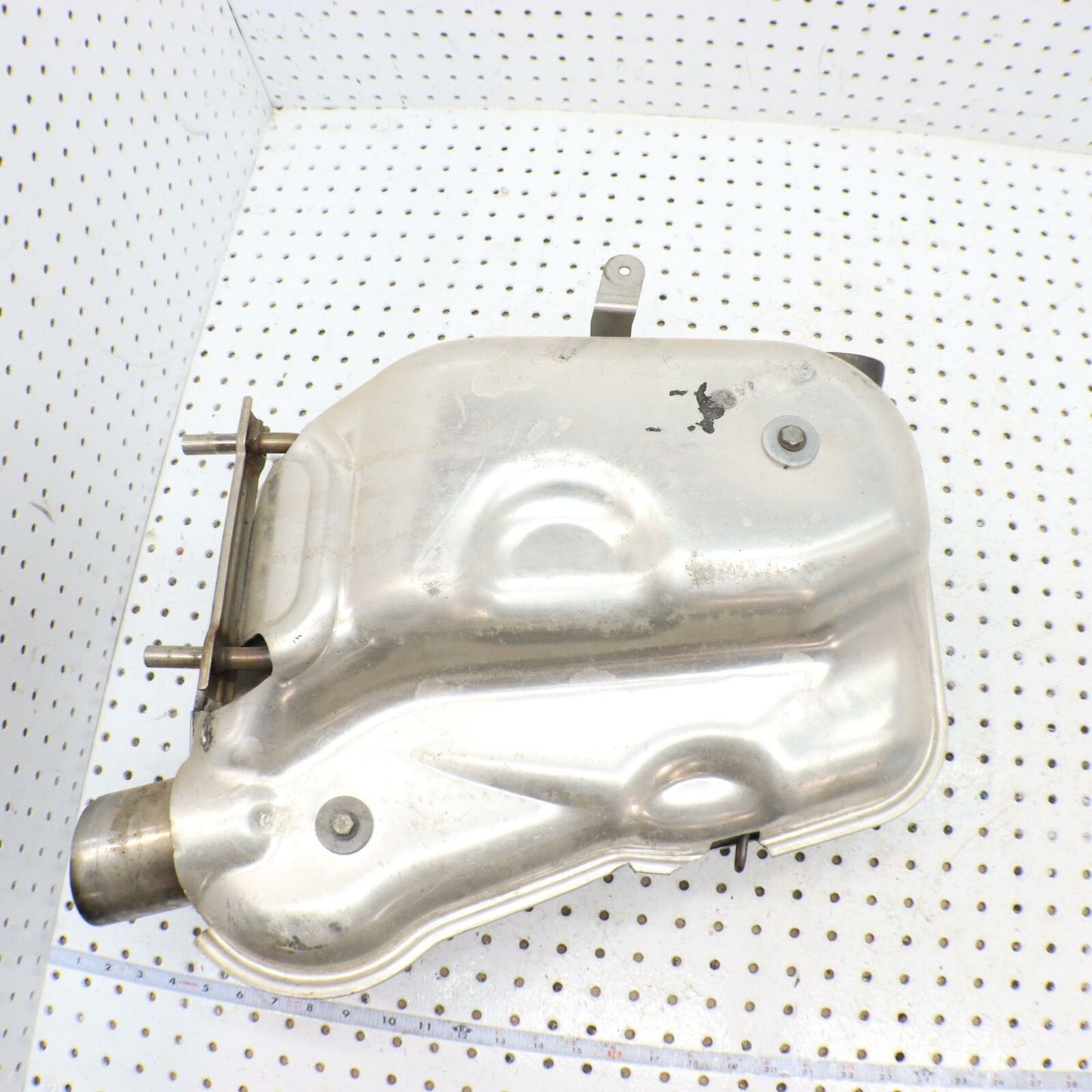 2006 POLARIS SWITCHBACK EXHAUST SILENCER MUFFLER PIPE  1261608