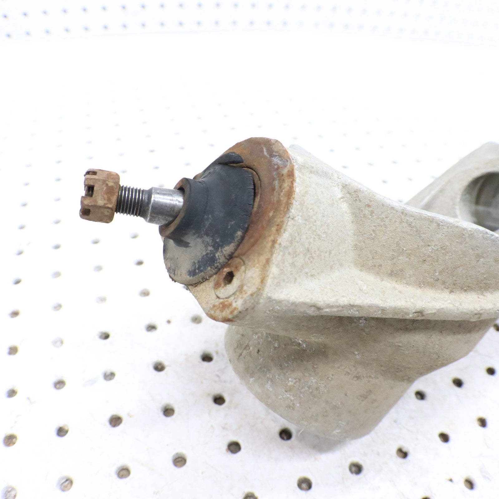 2008 Polaris Sportsman 800 Front Hub Strut 1822825 LEFT